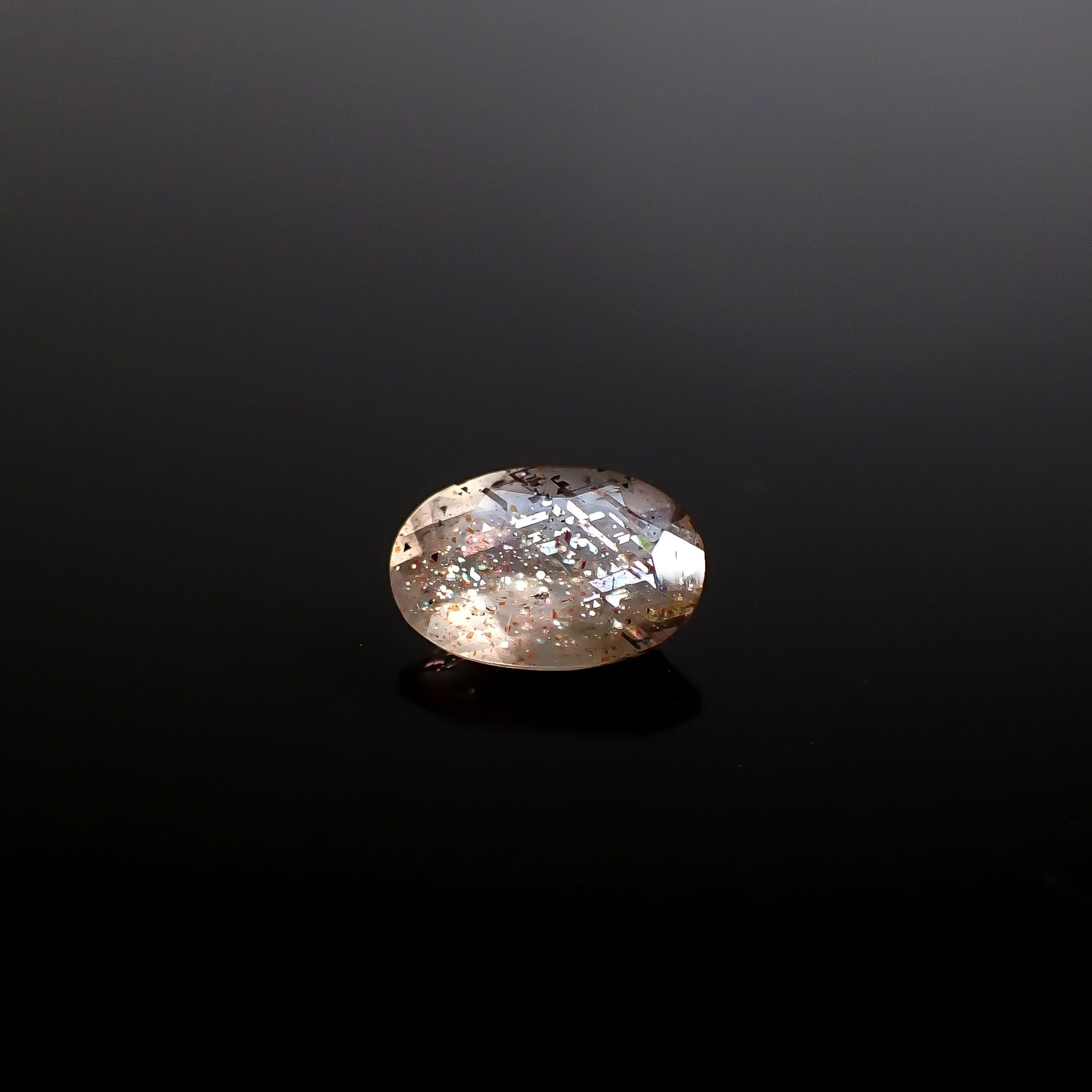 レインボーラティスサンストーン オーストラリア産 2.15ct [250730697]11.1x7.4mm前後