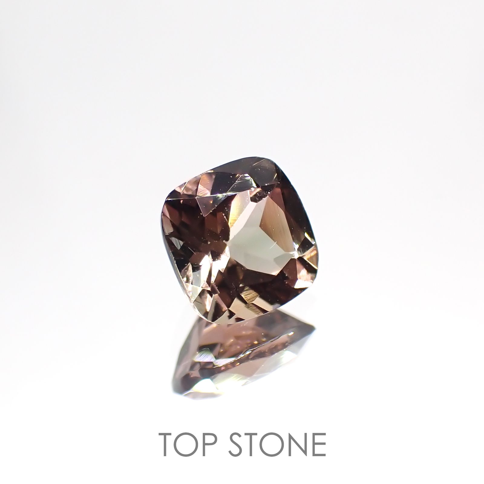 バイカラートルマリン(宝石名バイカラー・トルマリン) コンゴ民主共和国産 1.281ct ソ付(彩珠)[211013609]6.5×6.5mm前後