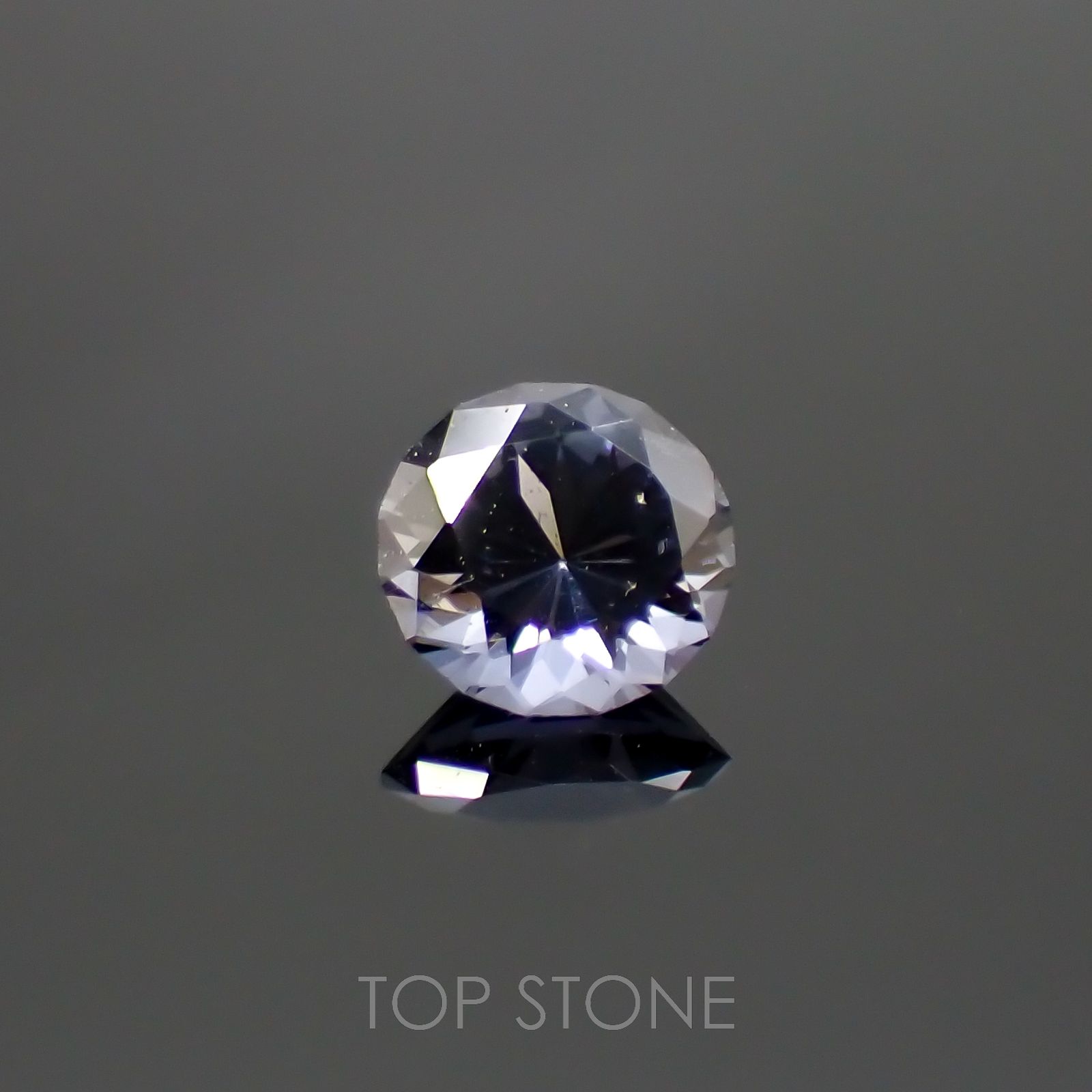 グレイッシュブルースピネル(宝石名スピネル)ビルマ/マダガスカル産 0.21ct 識別済[220817446]3.8x3.8mm前後