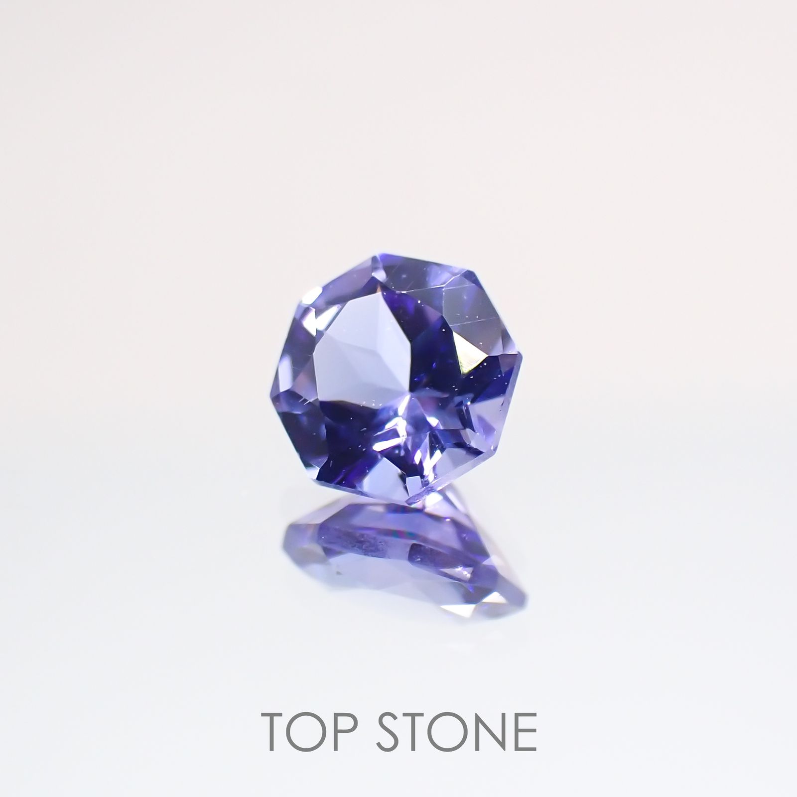 ◇オクタゴンカット◇タンザナイトSA(宝石名タンザナイト) タンザニア産 0.28ct 識別済[210610999]3.9×3.9mm前後