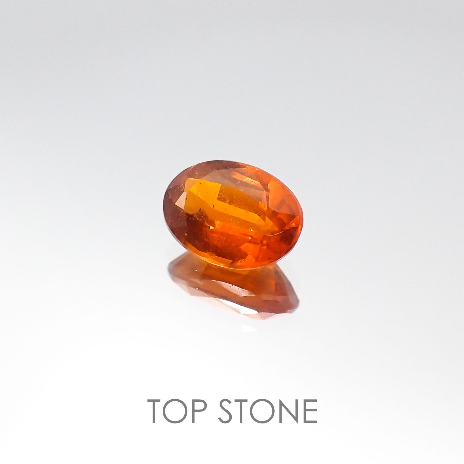 オレンジカイヤナイト タンザニア産 ルース 0.89ct[20095998]7×5mm前後