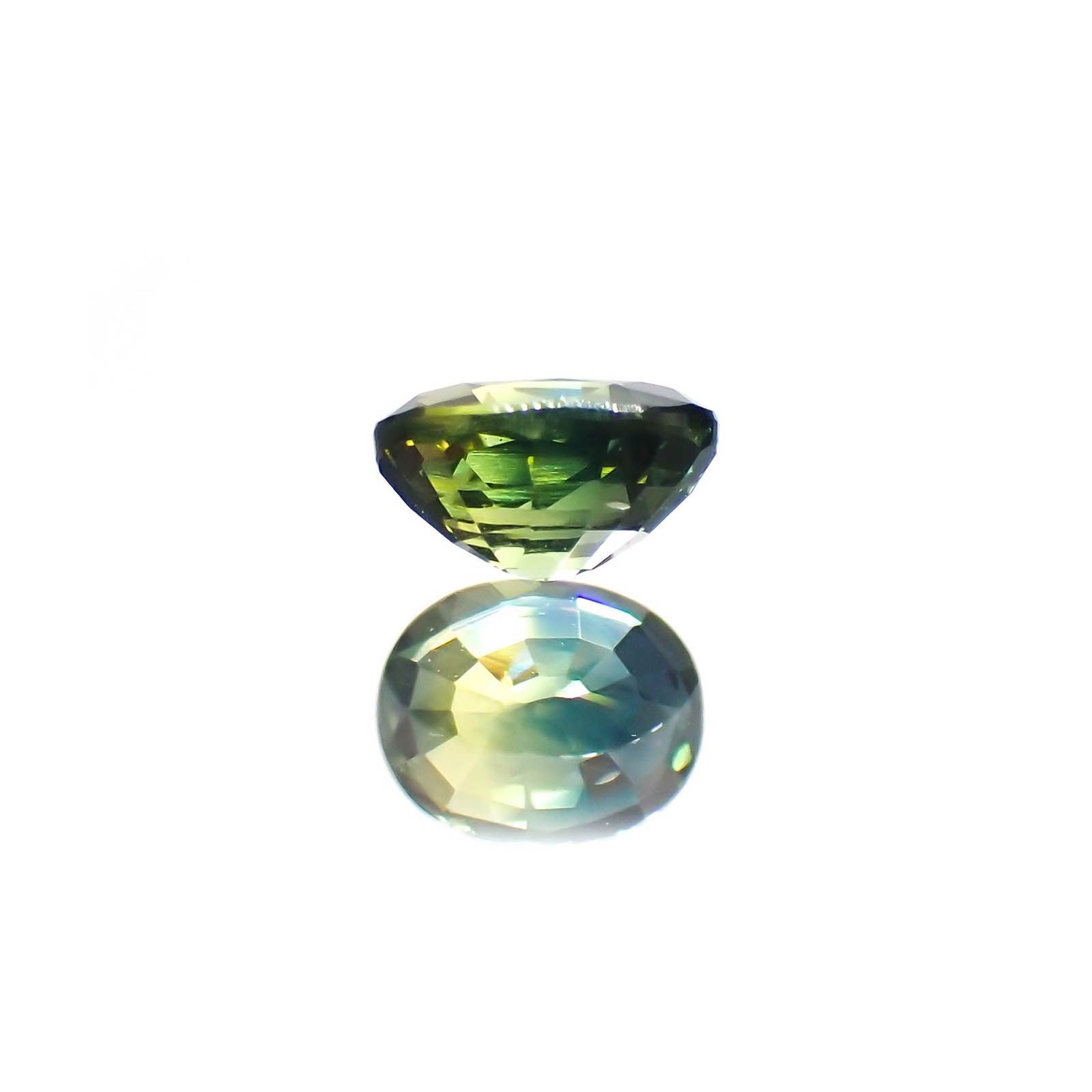 バイカラーサファイア(宝石名バイカラー・サファイア)マダガスカル/オーストラリア産 0.52ct 識別済[250114061]4.9x4mm前後