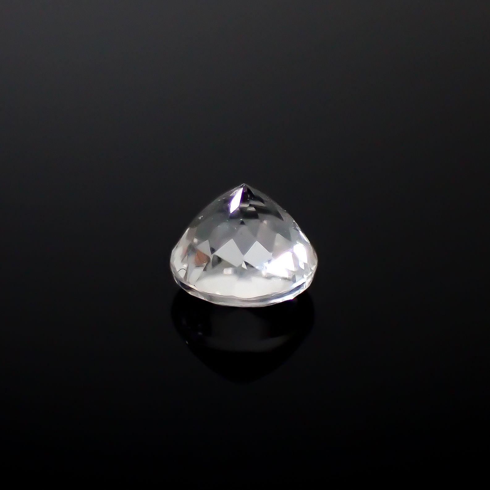 フェナカイト ブラジル産 0.57ct [250229865]4.9x4.9mm前後