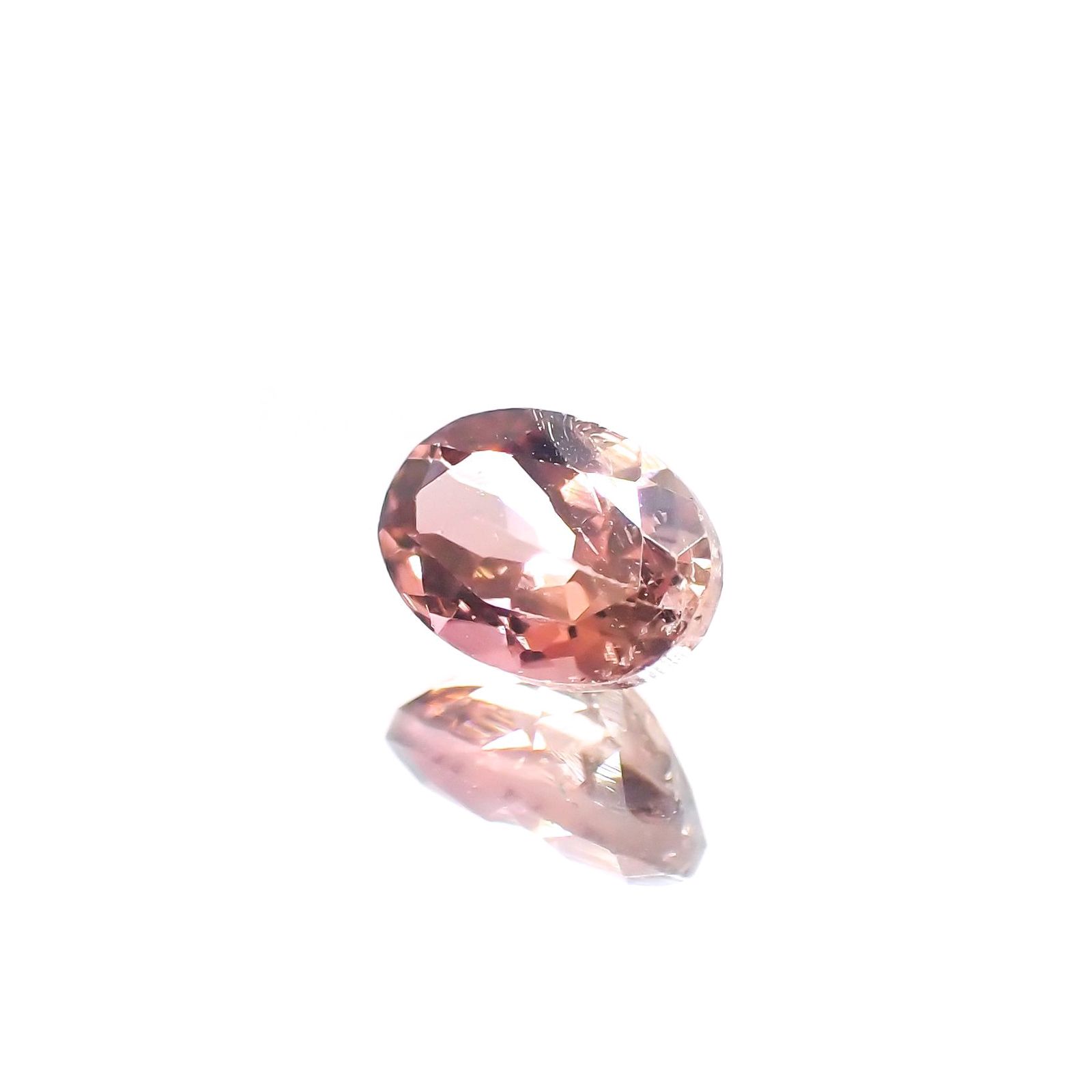 ピンクトルマリン(宝石名ピンク・トルマリン) ブラジル/アフリカ産 0.83ct 識別済[251013559]6.9×4.9mm前後