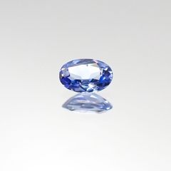 ベニトアイト(宝石名ベニトアイト) アメリカ・カリフォルニア州サンベニト産 0.176ct ソ付(彩珠)[20095850]4.3×2.9mm前後