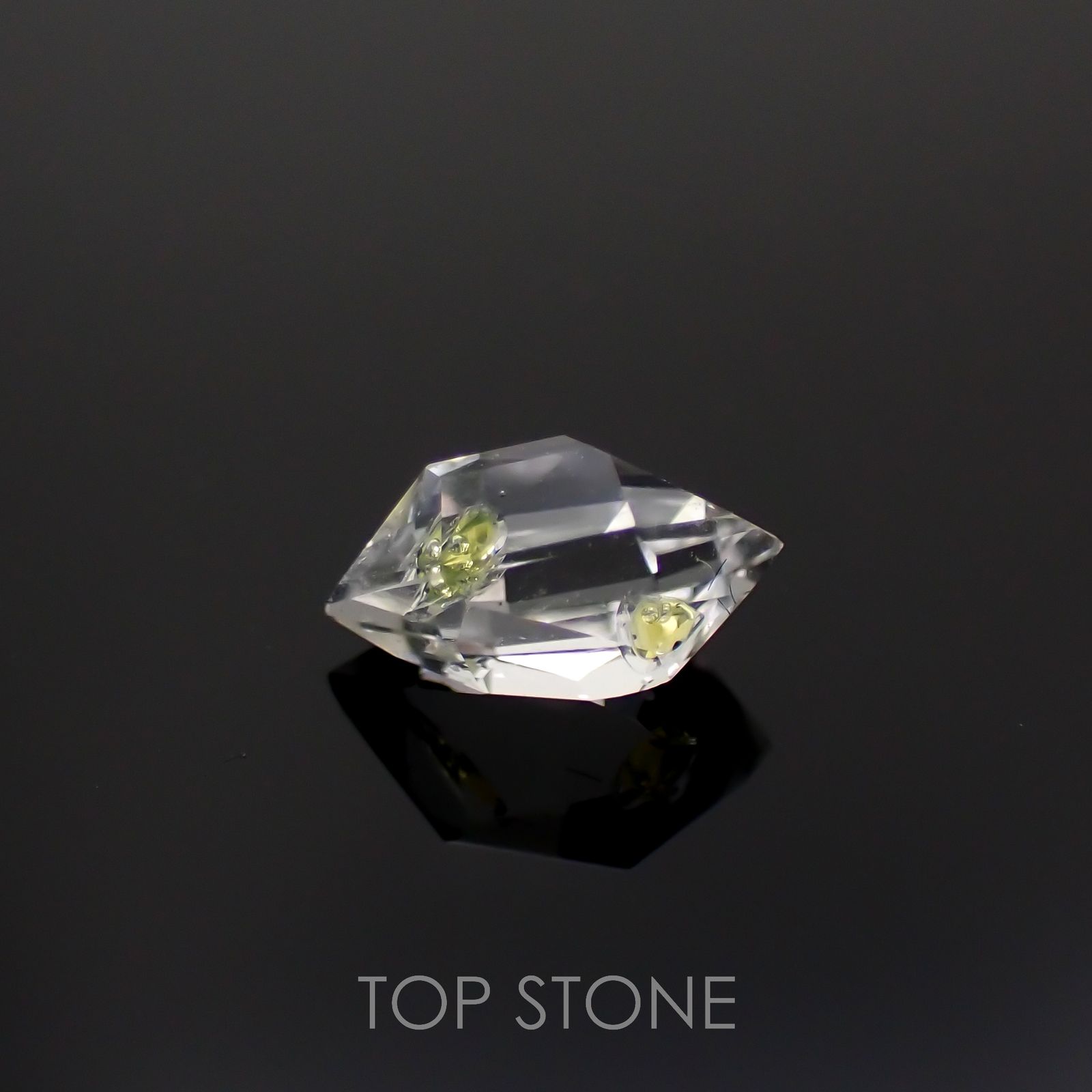 ◇カスタムカット◇オイルインクォーツ パキスタン産 0.60ct[221018542]7x4.4mm前後