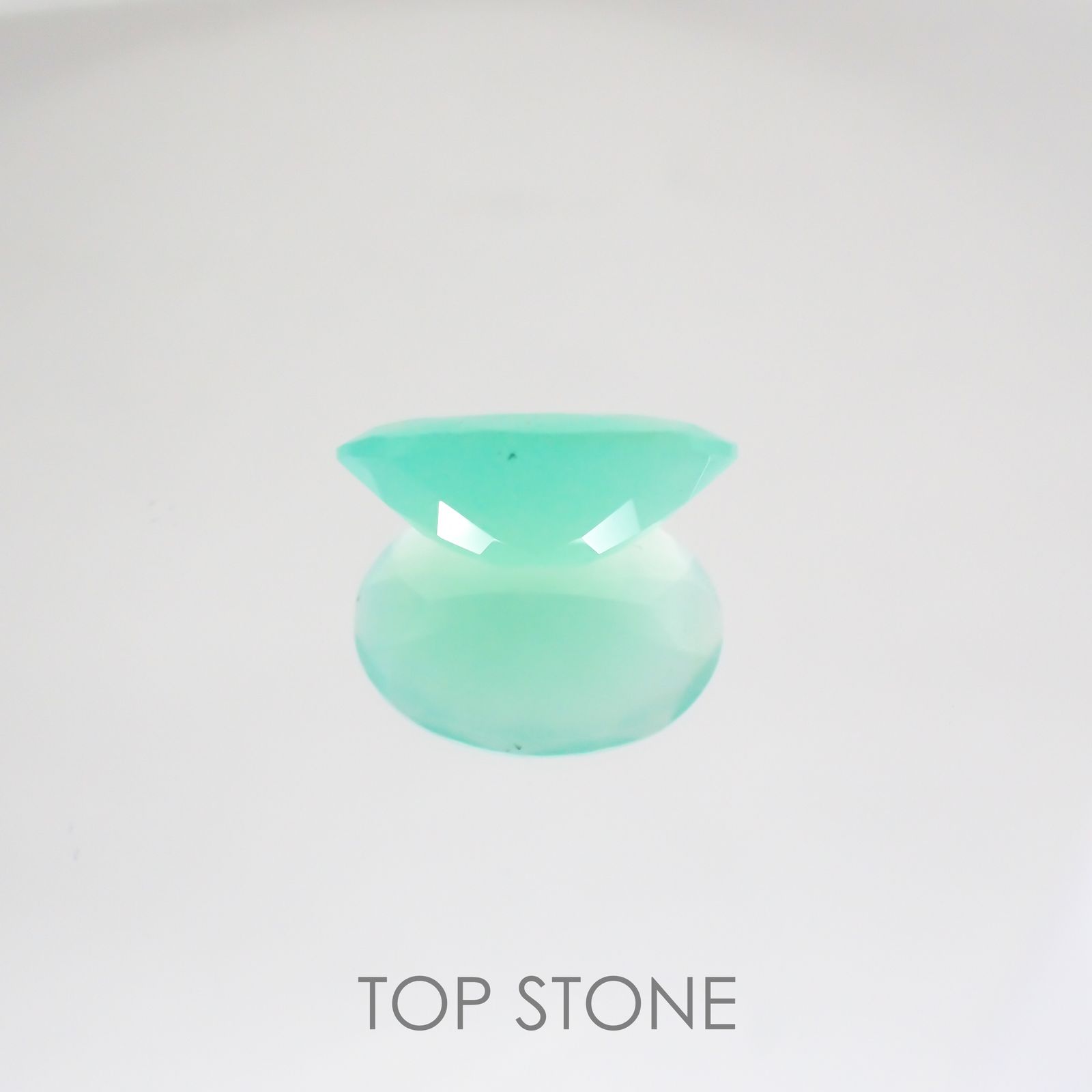 グリーンオパール(宝石名コモンオパール) 南アフリカ産 3.14ct 識別済[210510755]14×10mm前後