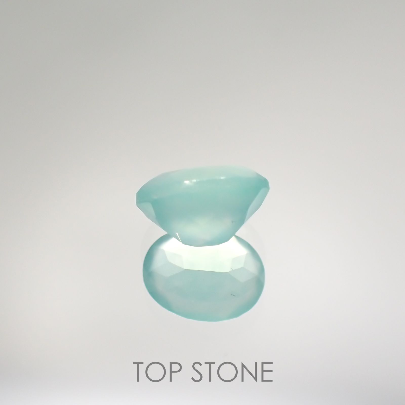 アクアプレーズ(宝石名ブルー グリーン・カルセドニー) 南アフリカ産 1.29ct 識別済[210812349]8.1×6.2mm前後