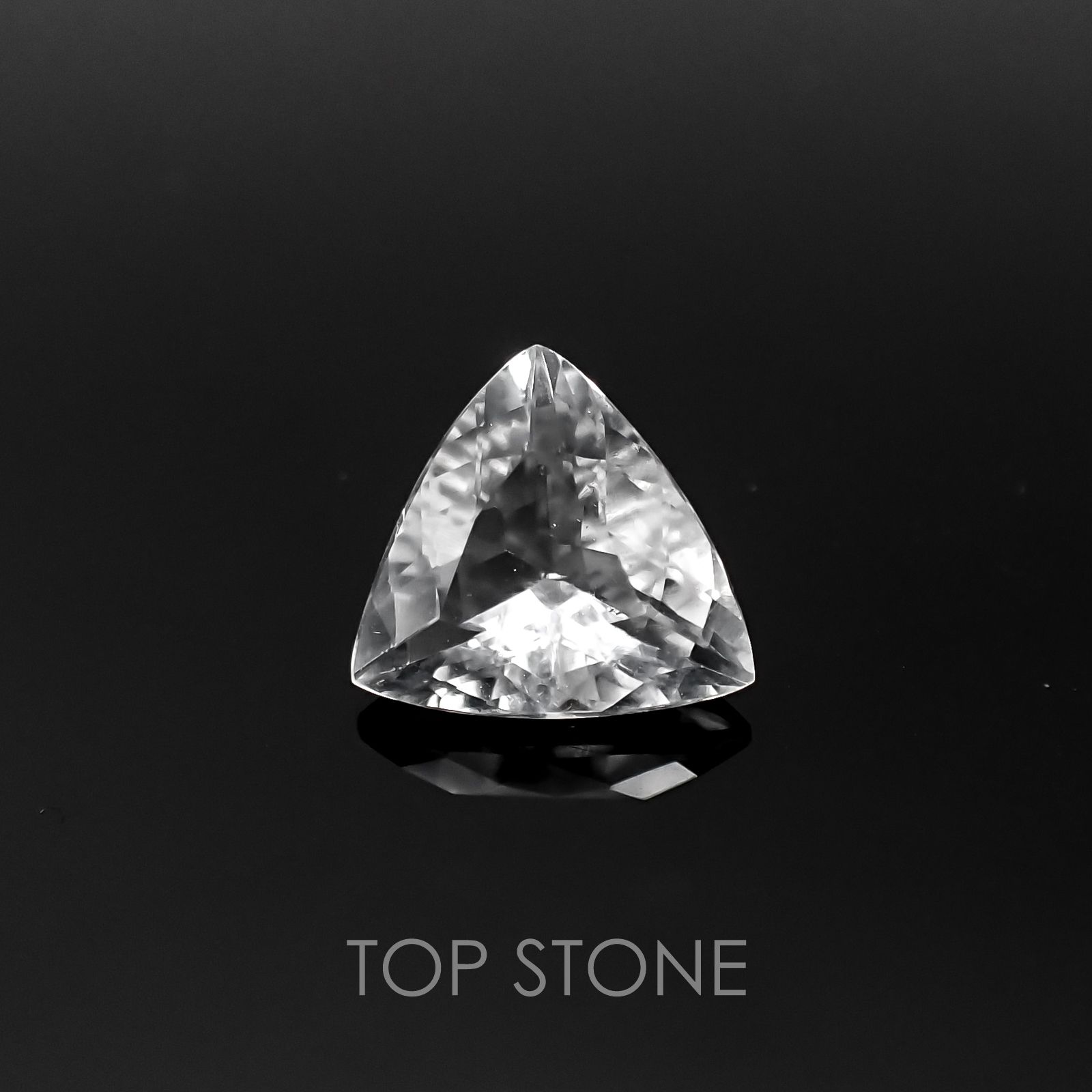 ハイアライトオパール メキシコ産 ルース 1.79ct[21058255]9.6×9.5mm前後