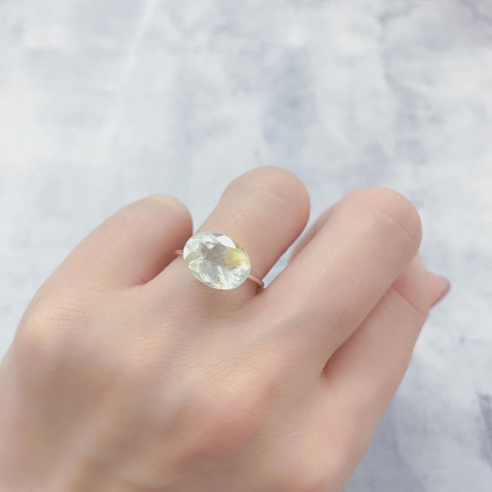 オーロラアクアマリン ブラジル産 4.06ct [220114403]12.1x9.2mm前後