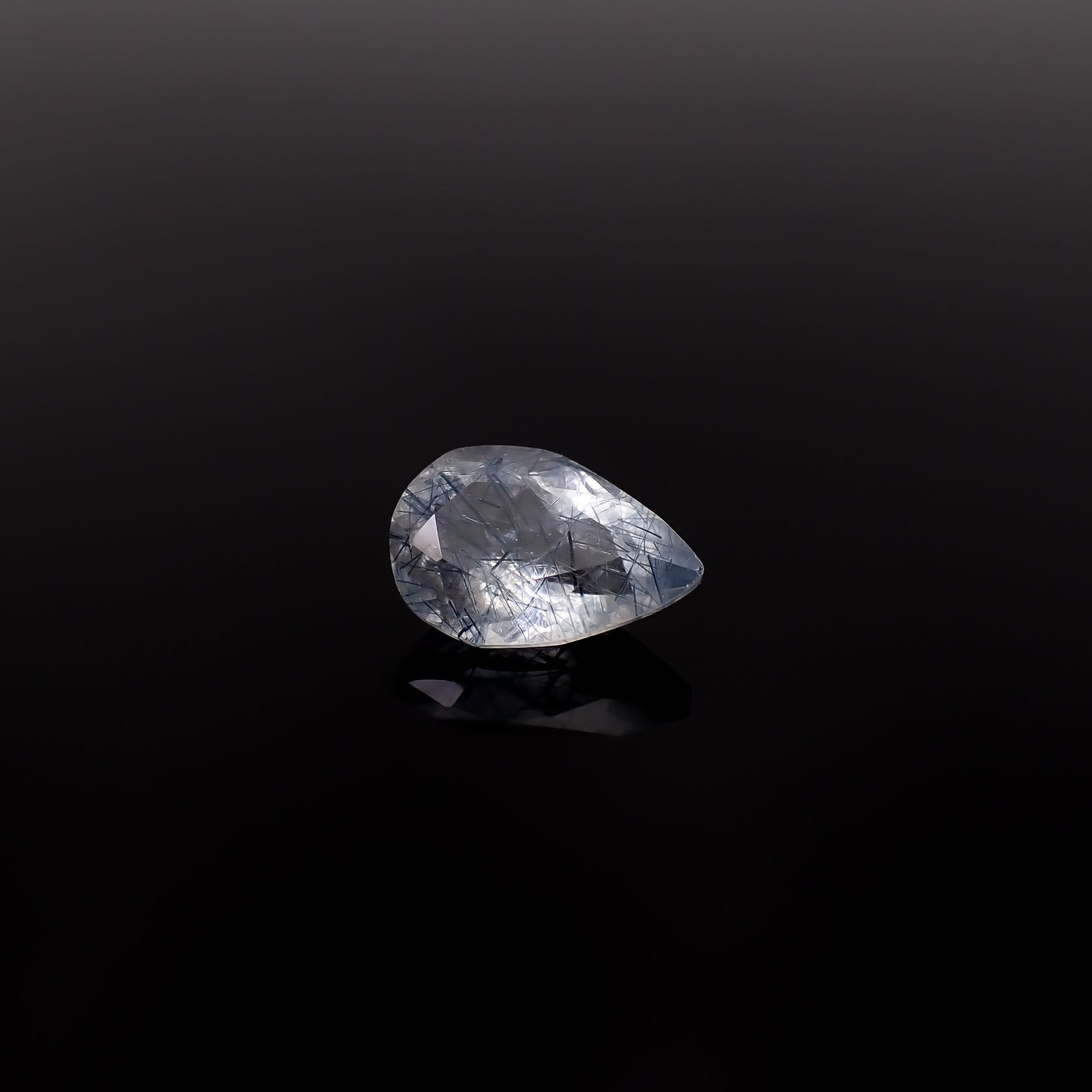 インディゴライトインクォーツ ブラジル産 2.17ct / 11x7.4mm前後 [260331837]