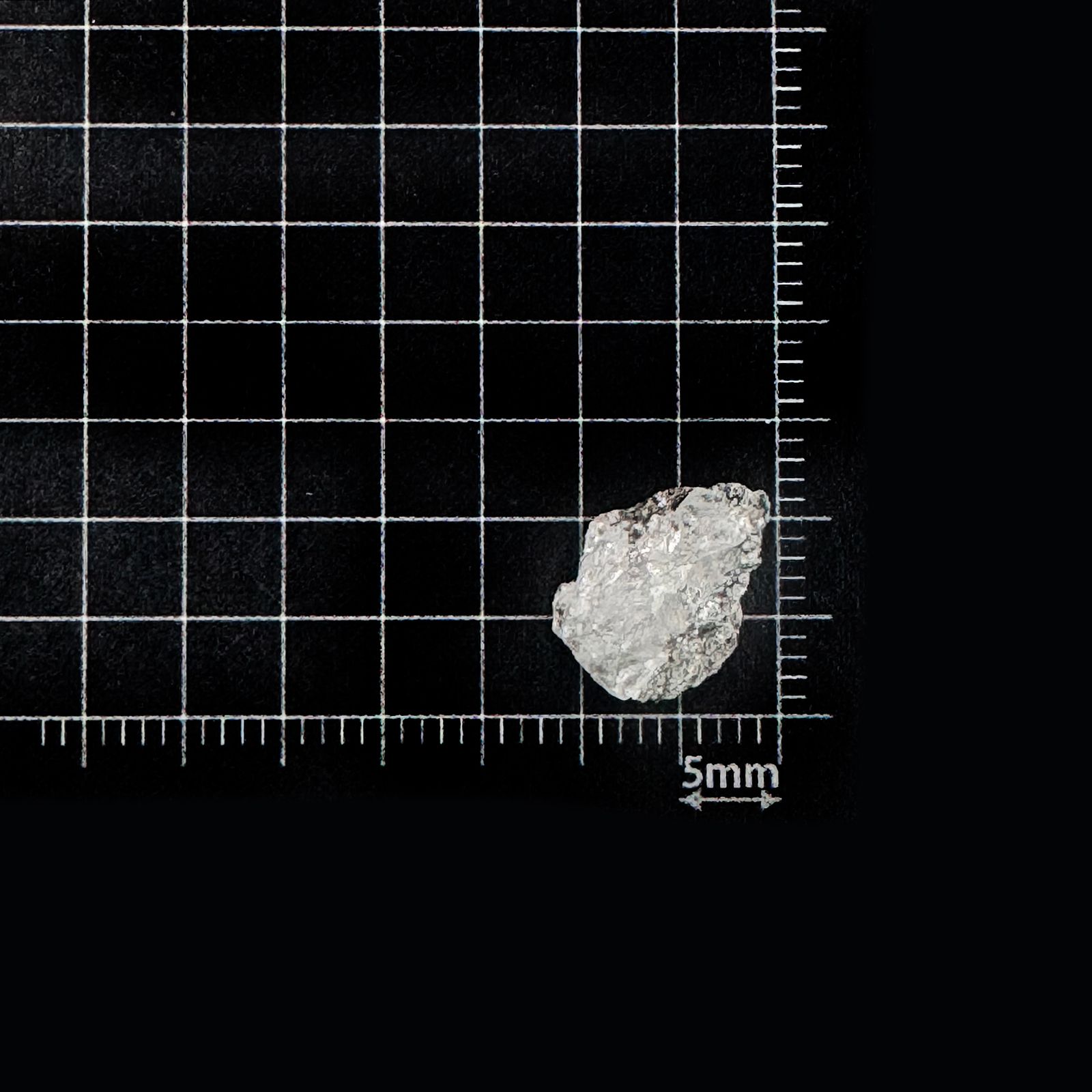 フェナカイト 原石 ロシア産 2.96ct [250730803]12.9x9.7mm前後