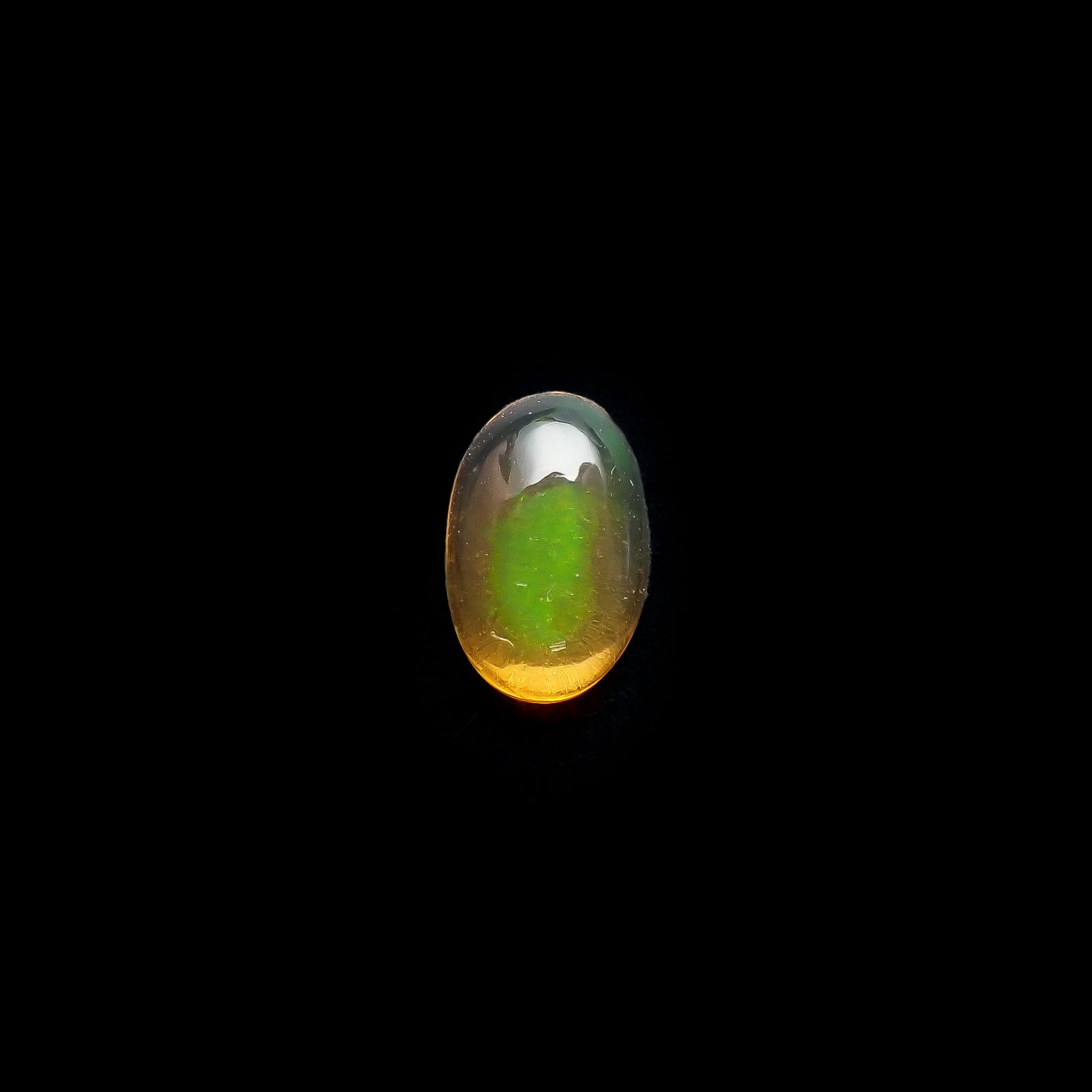 ファイヤーオパール メキシコ産 0.84ct[240326753]8.7x5.7mm前後