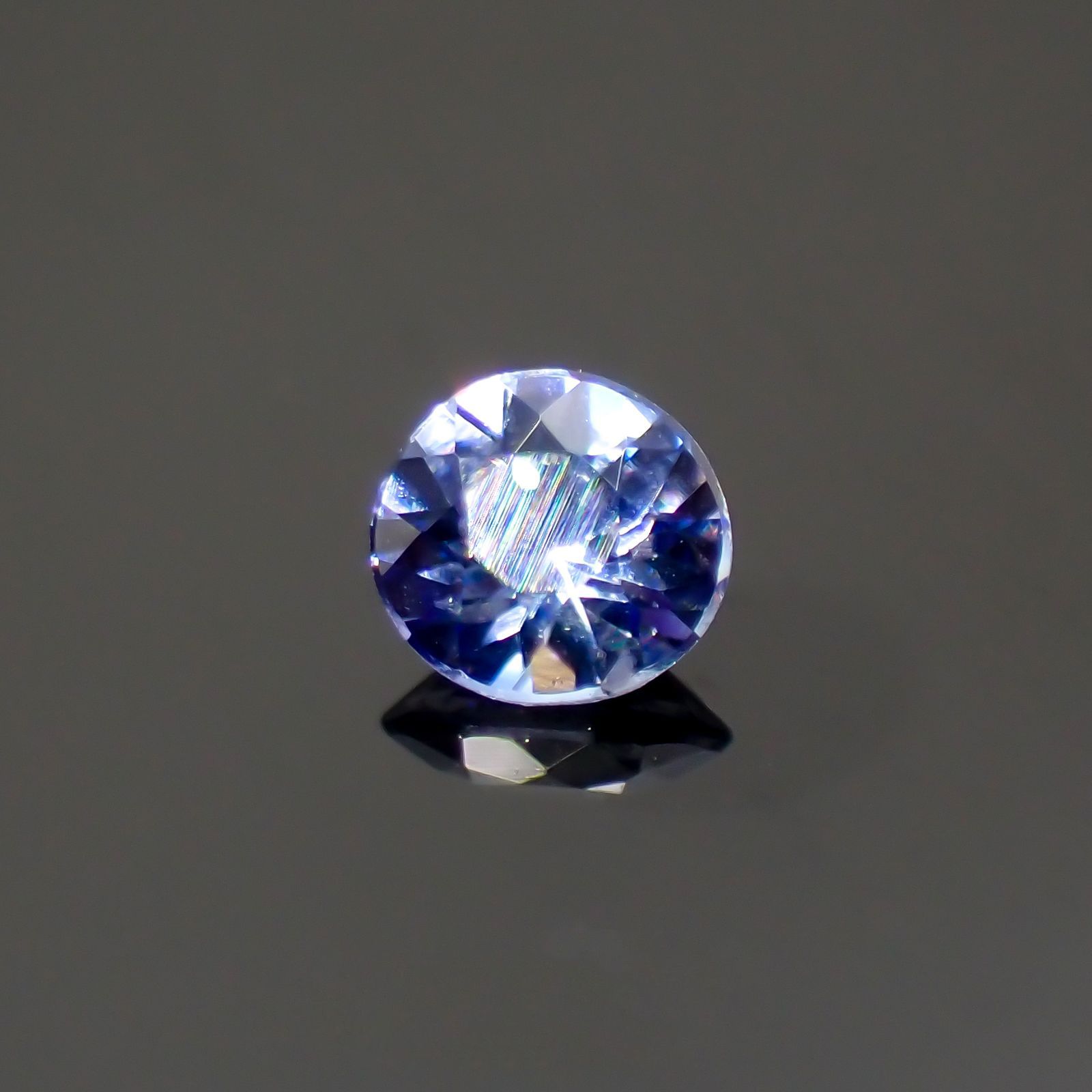 ベニトアイト(宝石名ベニトアイト)アメリカ・カリフォルニア州産 0.095ct 識別済[220114203]2.9x2.7mm前後