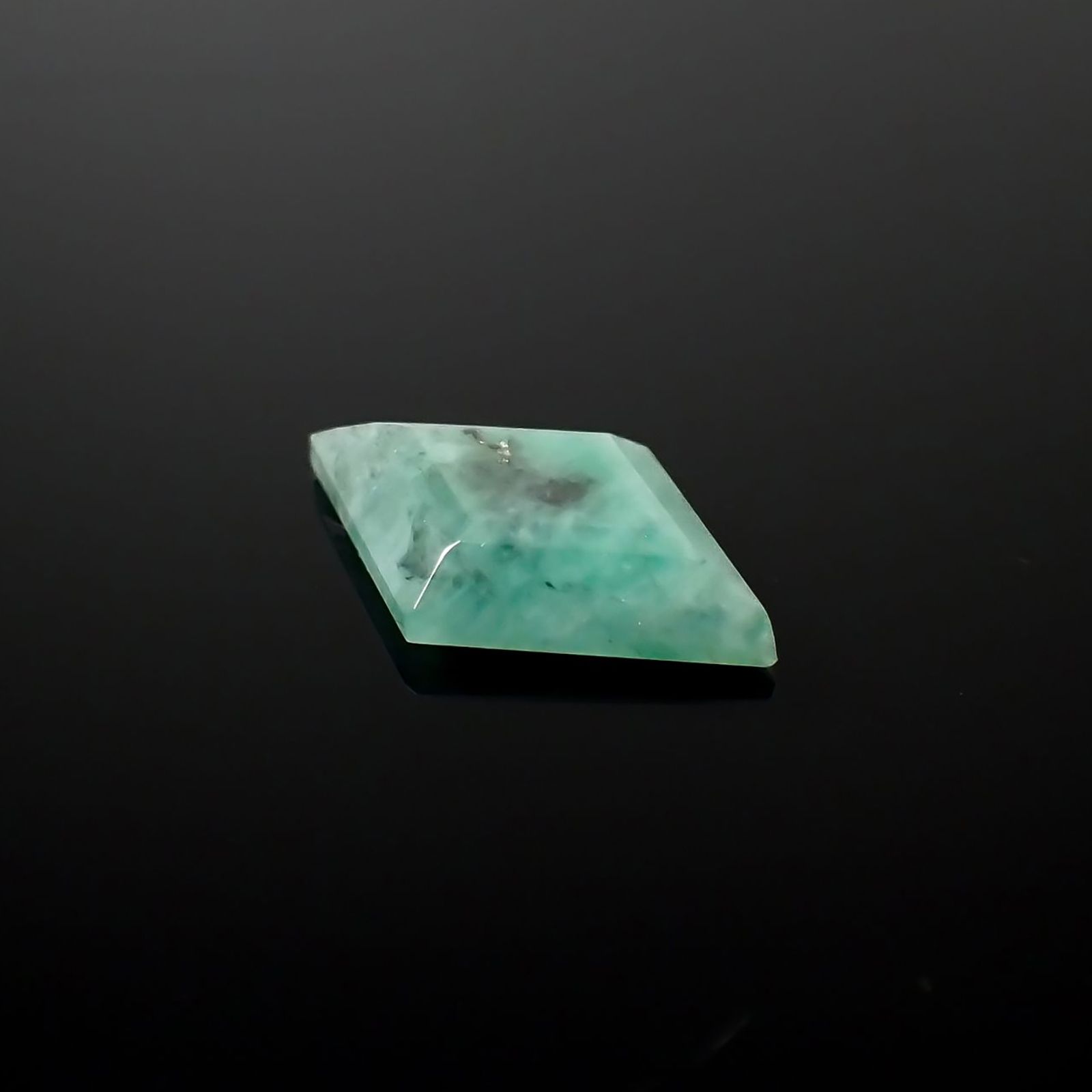 ◇カスタムカット◇エメラルド ブラジル産 3.59ct / 17.7x11.5mm前後 [240326474]