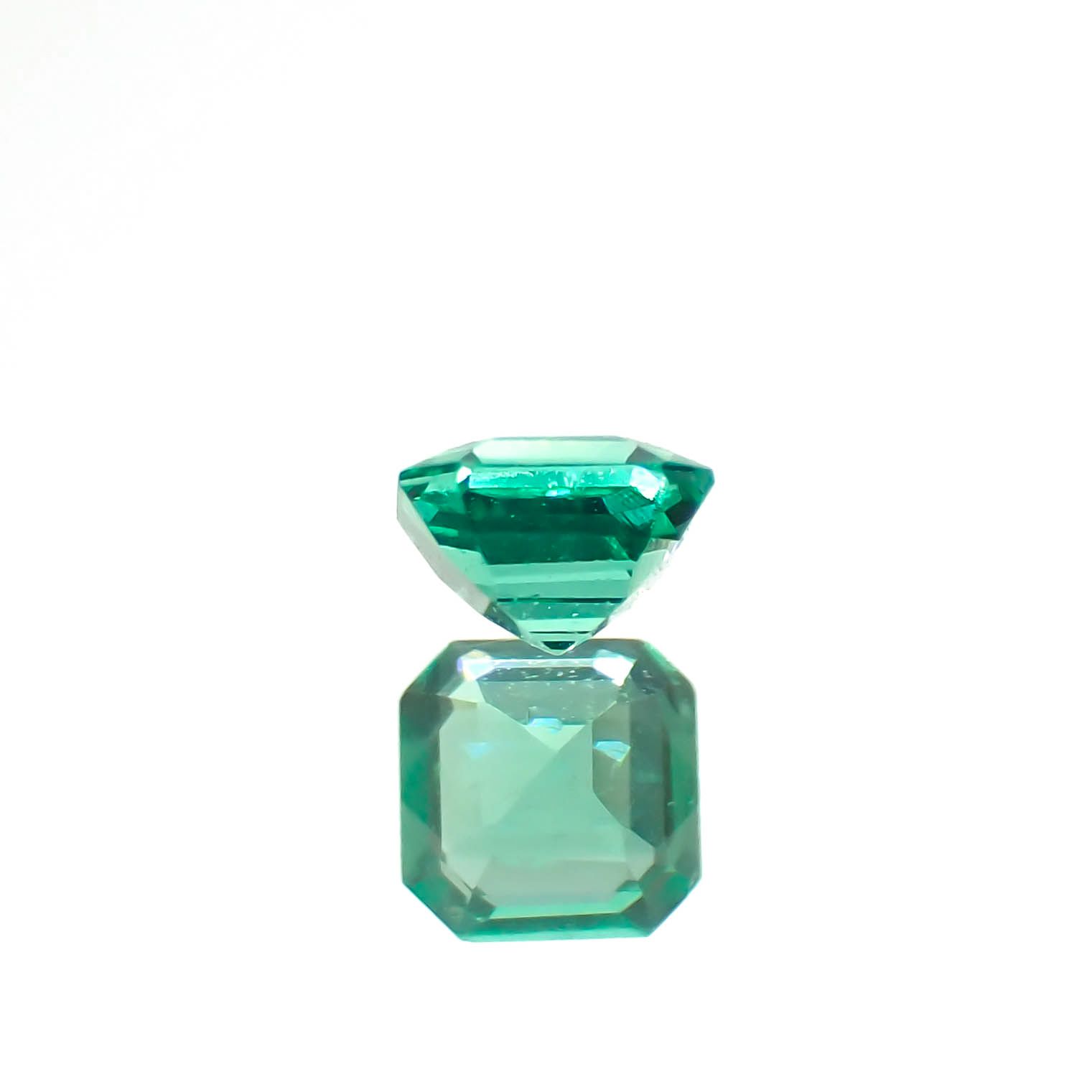 エメラルド コロンビア産 0.11ct[230421720]2.9x2.9mm前後