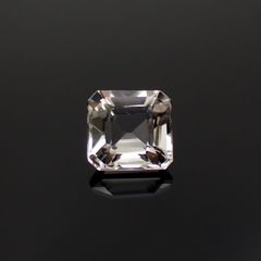 フェナカイト(宝石名フェナカイト)ブラジル産 1.062ct ソ付(彩珠)[221018577]6.1x5.9mm前後