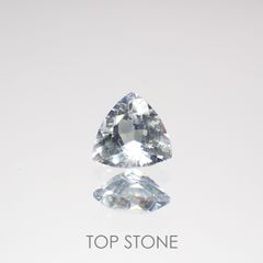 ジェレメジェバイト(宝石名エレメジェバイト)ナミビア産 0.30ct 識別済[220616305]4.5x4.6mm前後