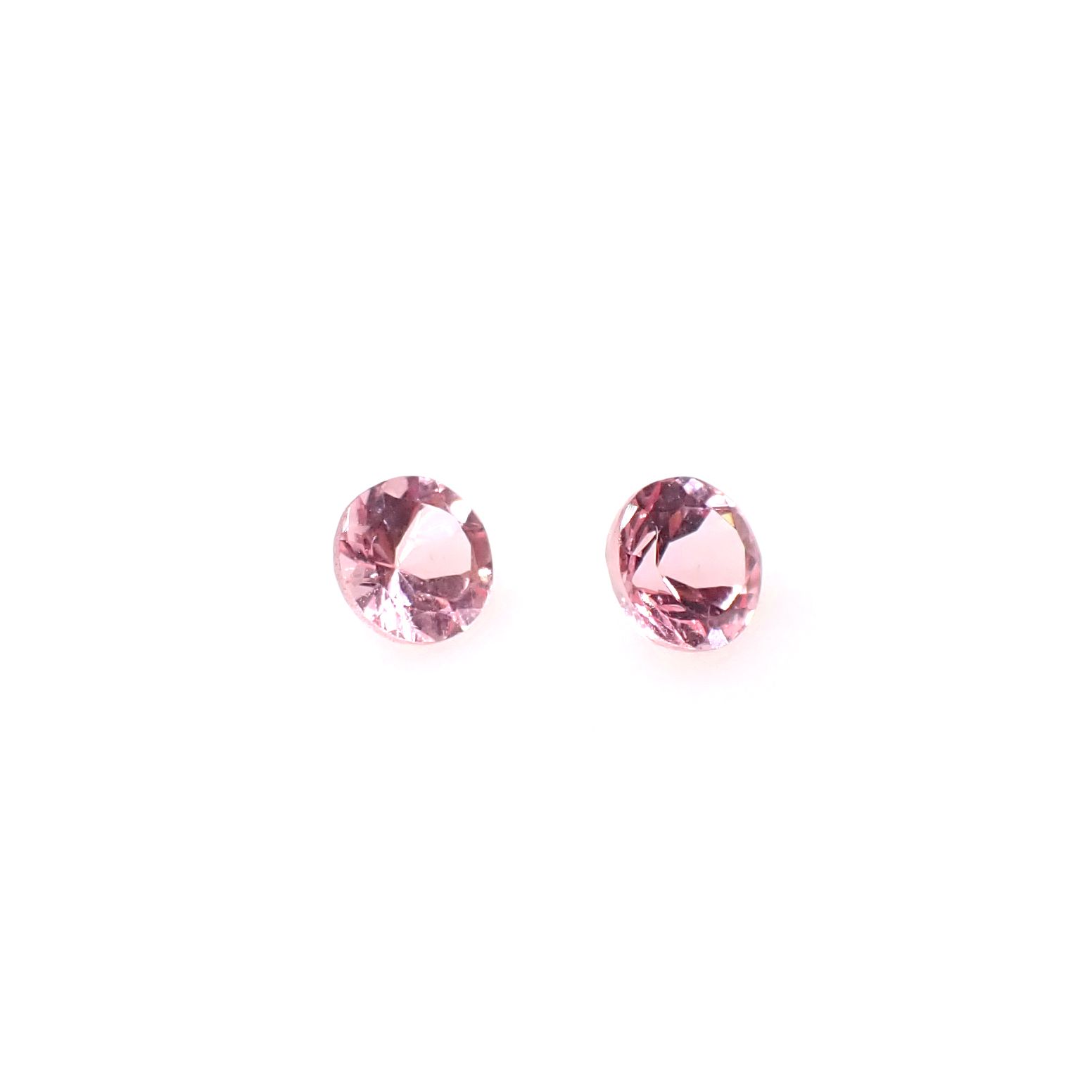 ◇ペアセット◇ピンクスピネル タンザニア産 0.43ct(2pcs合計) [250730789]3.5x3.4mm前後
