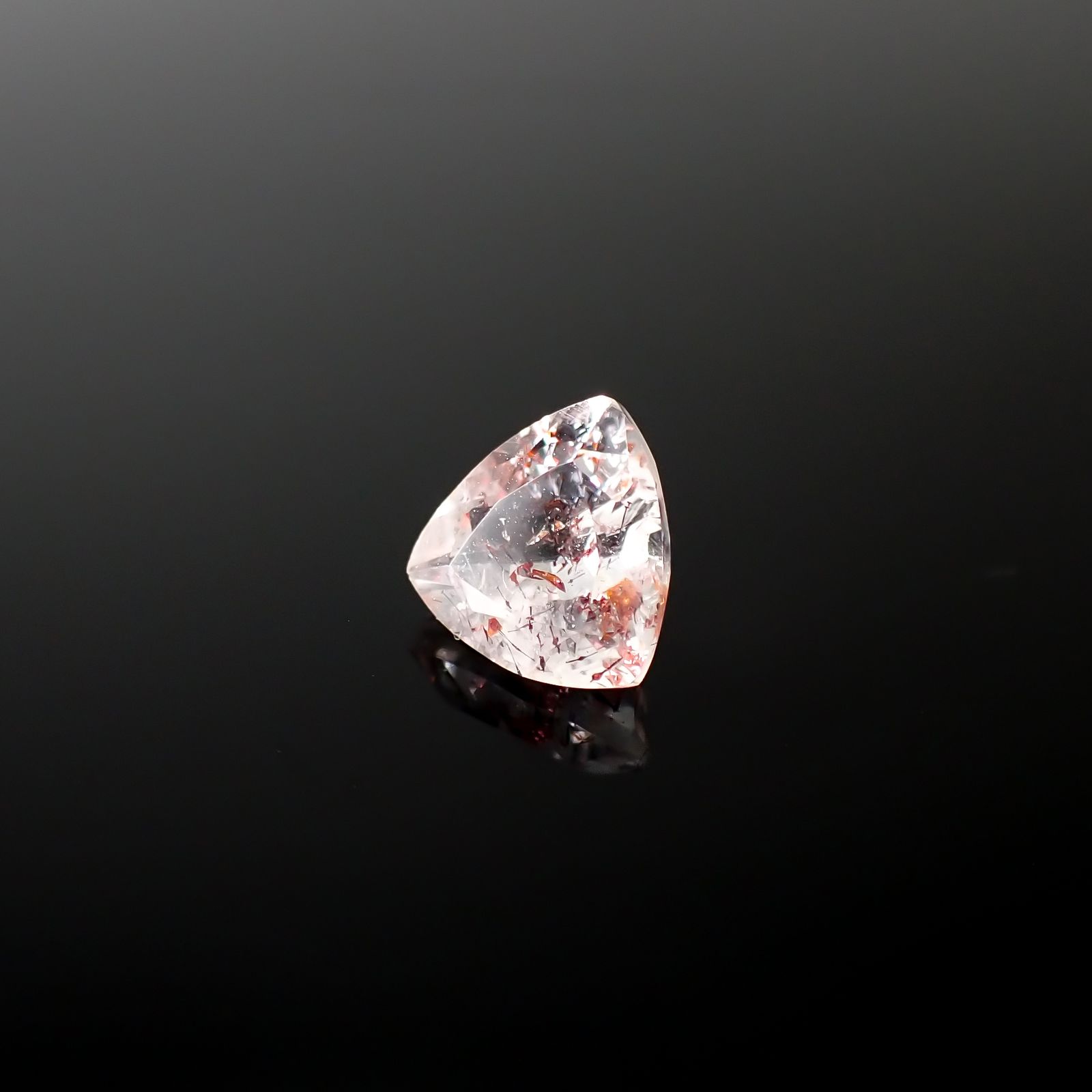 ファイヤークォーツ ナイジェリア産 1.55ct[240326721]7.7x7.7mm前後