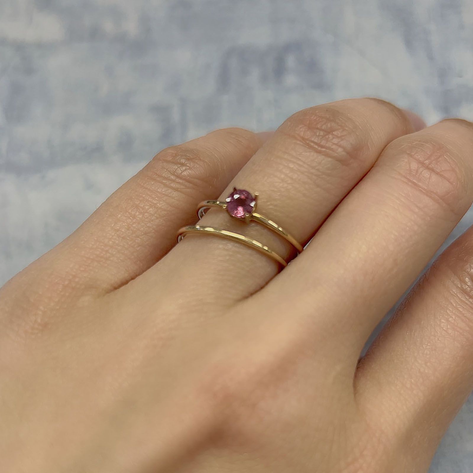 パパラチャサファイア(宝石名サファイア/別名パパラチャ・サファイア)スリランカ産 0.349ct DGL鑑付[220113943]4.03x4.09mm前後