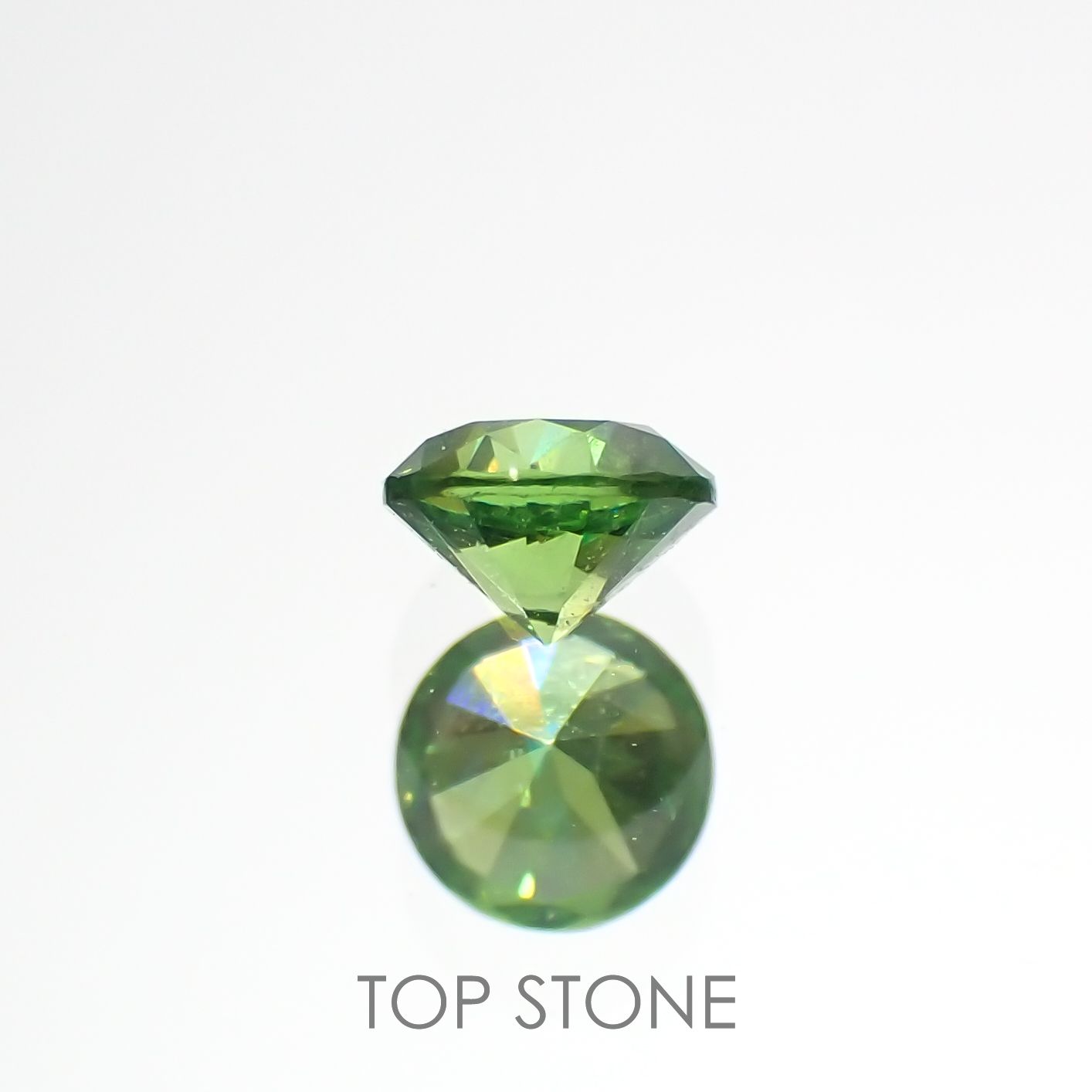 デマントイドガーネット ロシア産 0.13ct[221018228]3x3mm前後