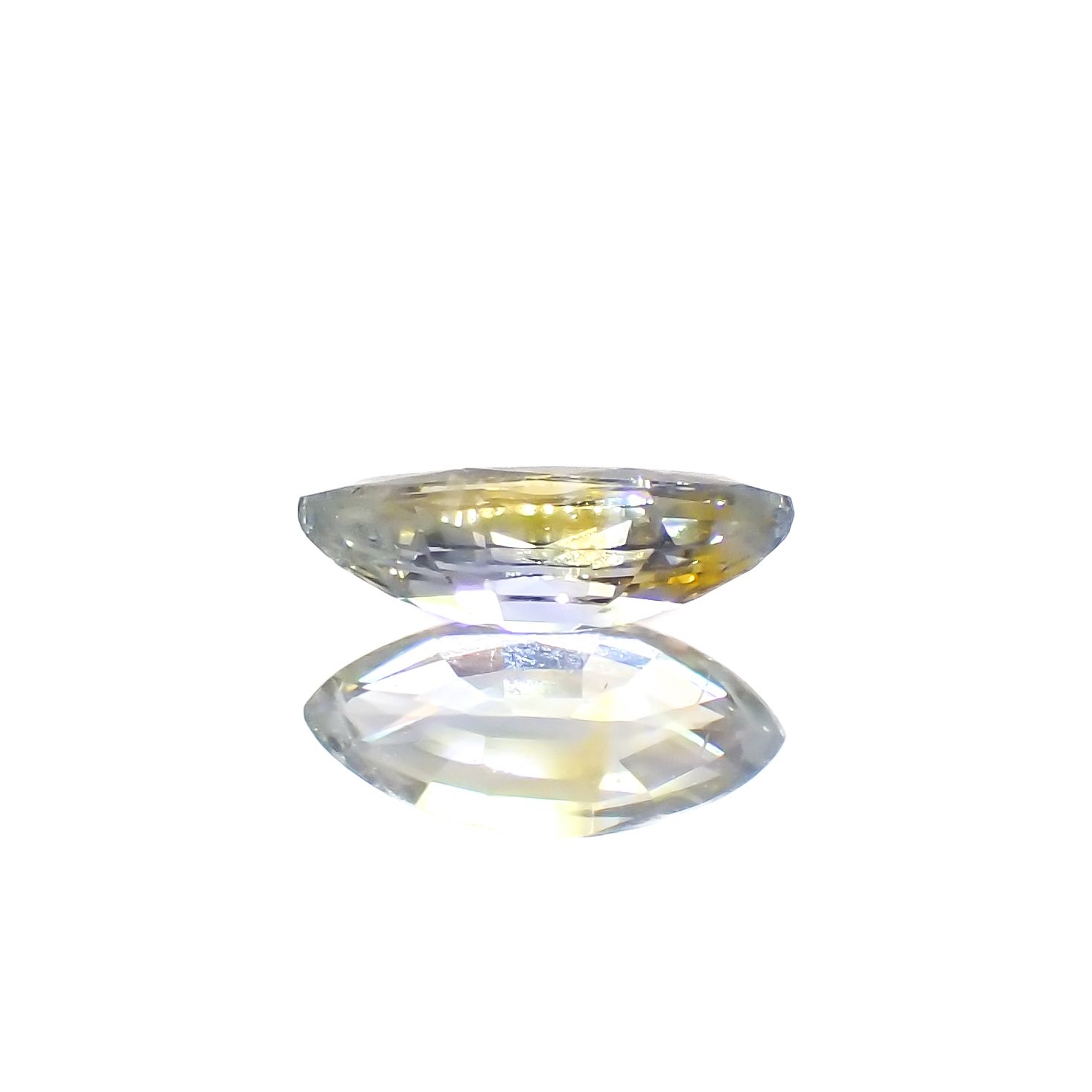 バイカラーサファイア(宝石名サファイア)スリランカ 0.38ct 識別済[230823024]6.8x3.1mm前後