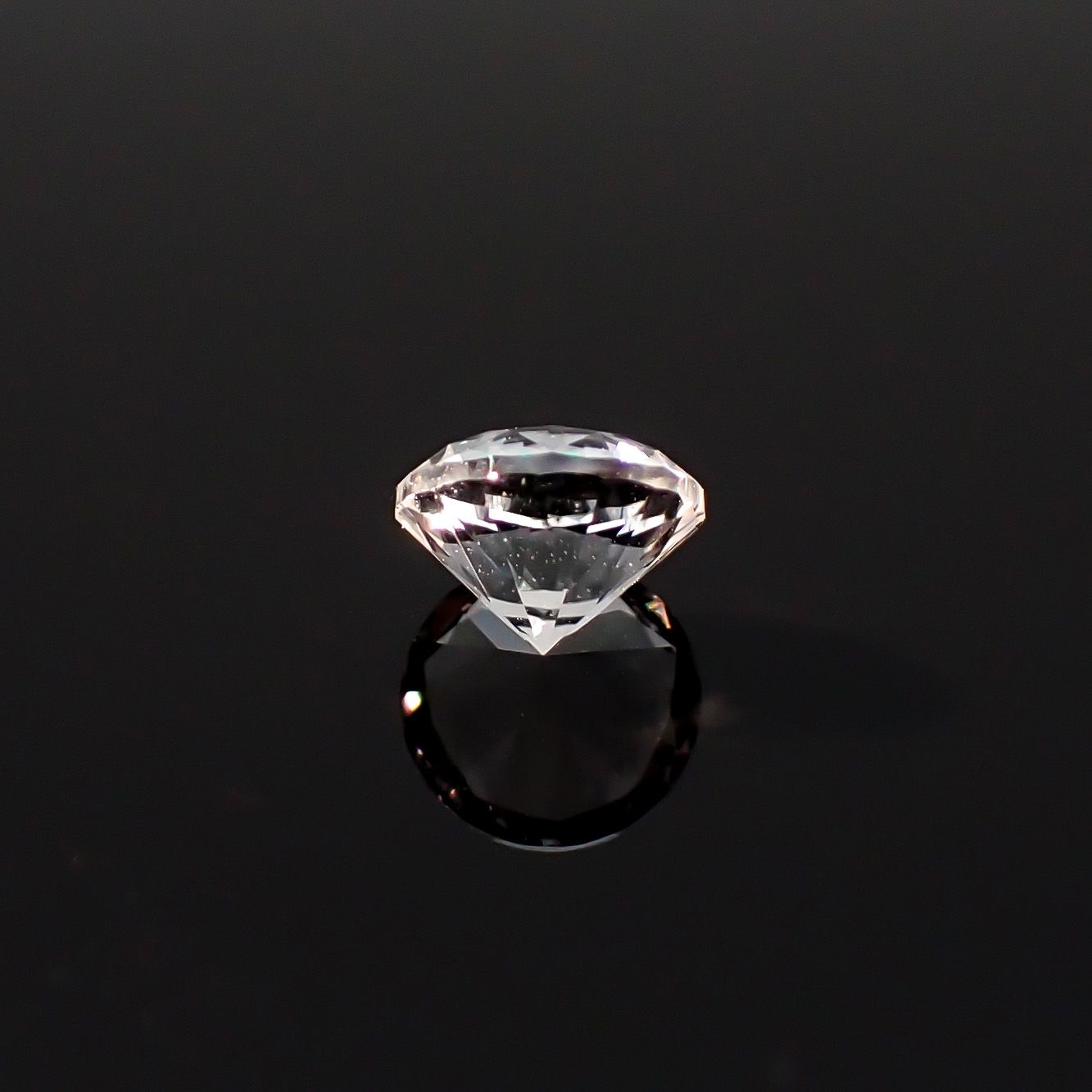 フェナカイト ロシア産 0.53ct / 5.2x5.2mm前後 [260632427]