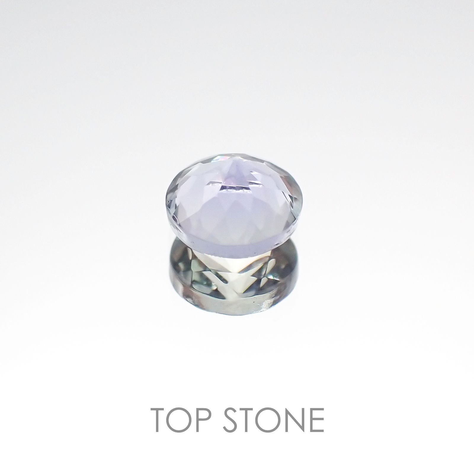 バイカラータンザナイト(宝石名タンザナイト) タンザニア産 0.64ct 識別済[20096421]5.1×5.1mm前後
