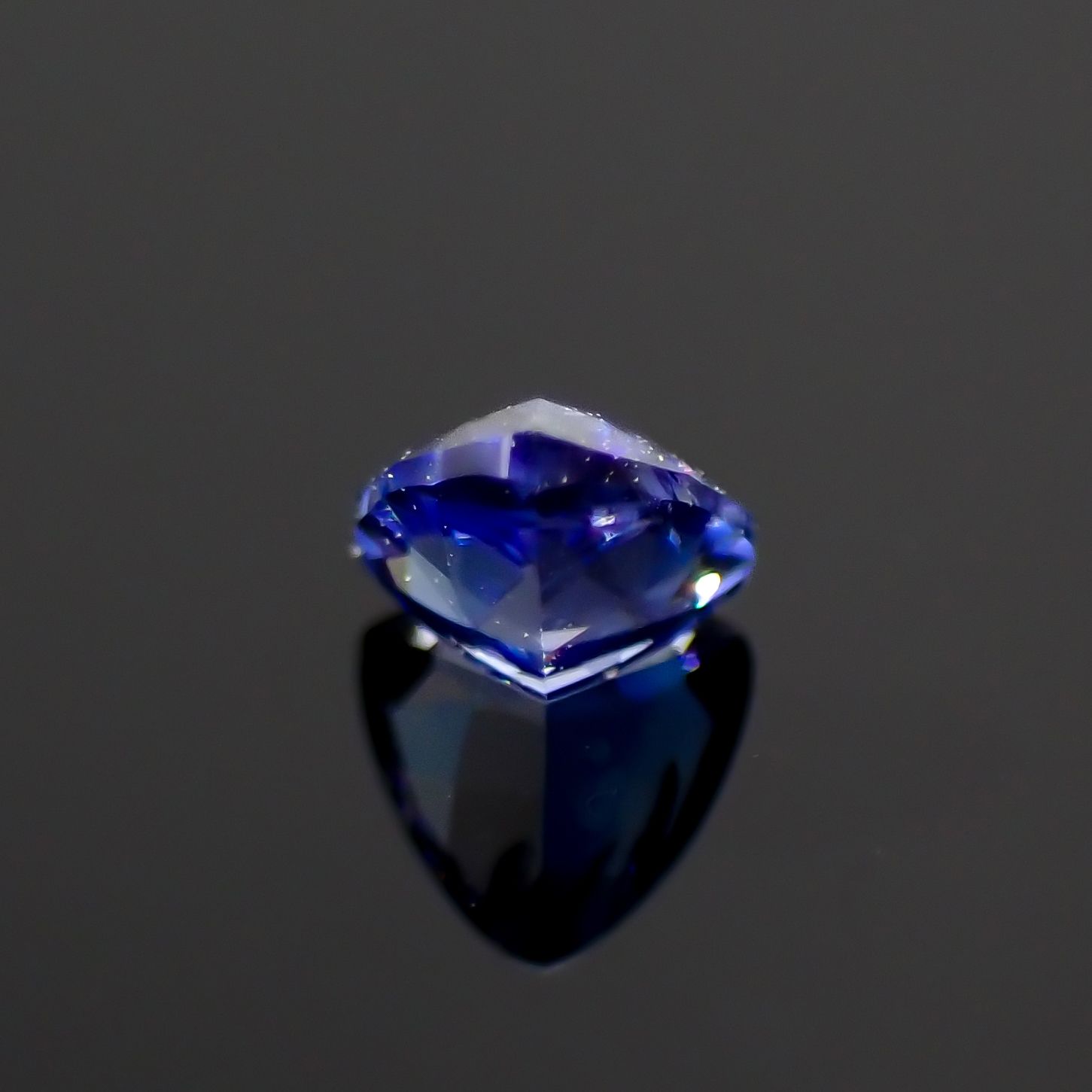 ベニトアイト アメリカ・カリフォルニア州産 0.064ct[230823214]2.4x2.4mm前後