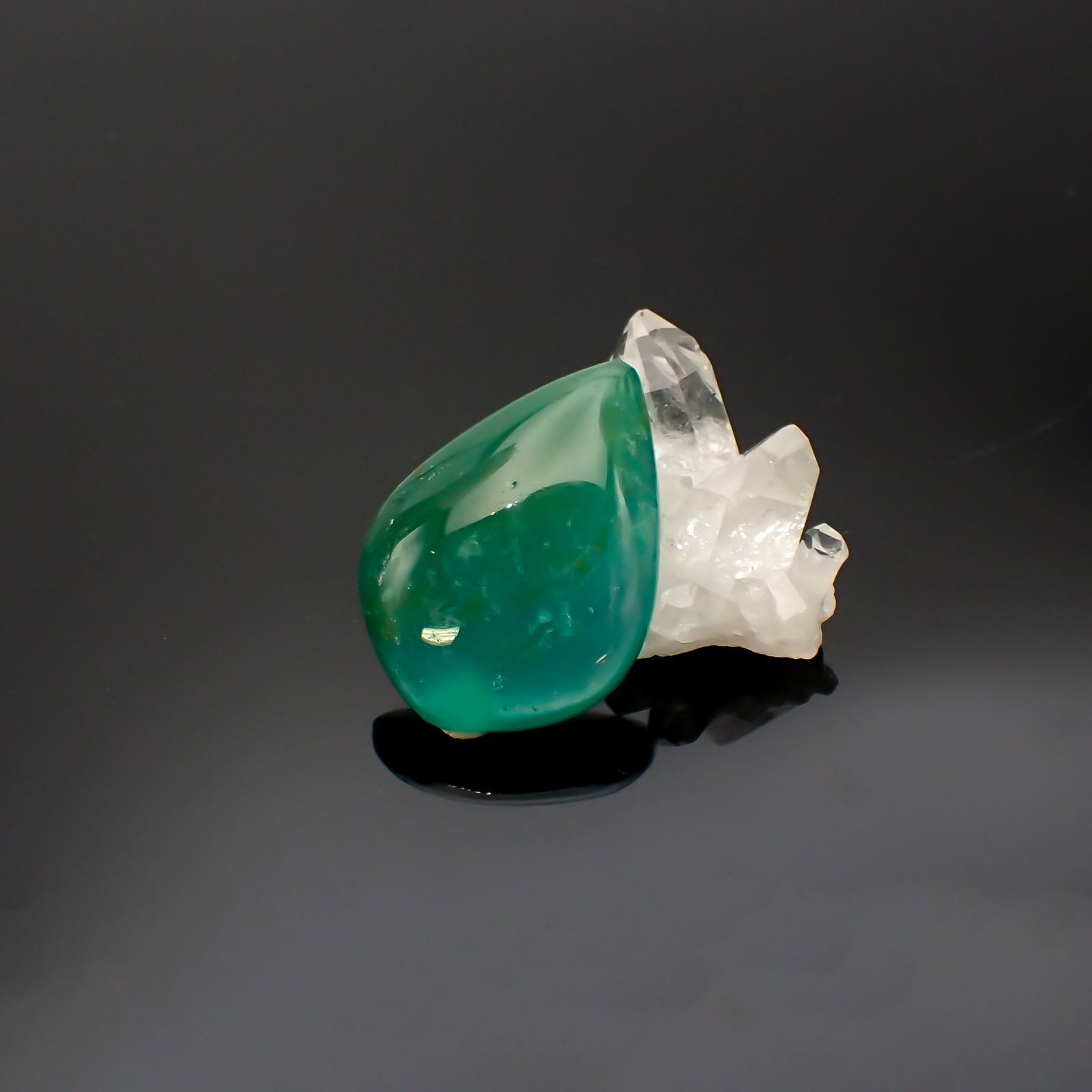 ◇フリーフォーム◇ジェムシリカ ペルー産 18.03ct[220717187]25x18.1mm前後