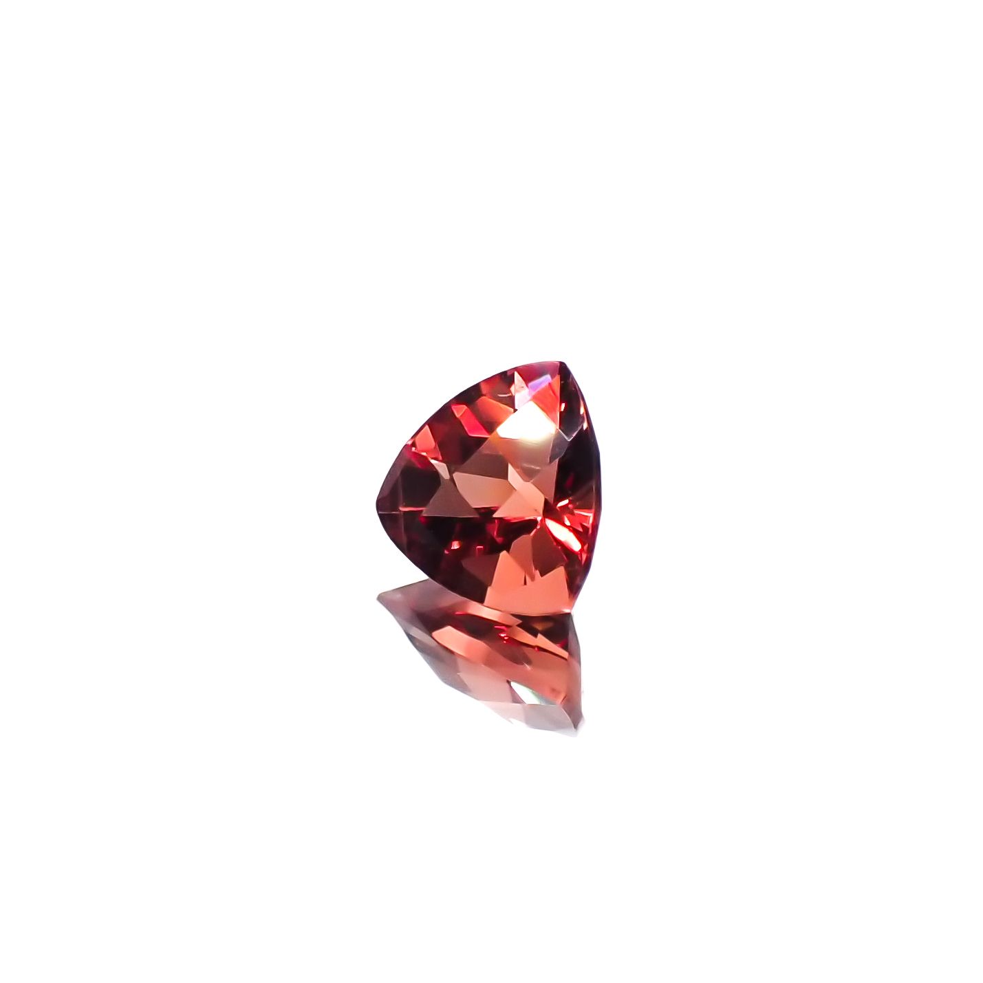 ◇チェッカーカット◇アンデシン(宝石名アンデシン/ラブラドライト)チベット産 0.68ct 識別済[240225971]6.1x6.1mm前後