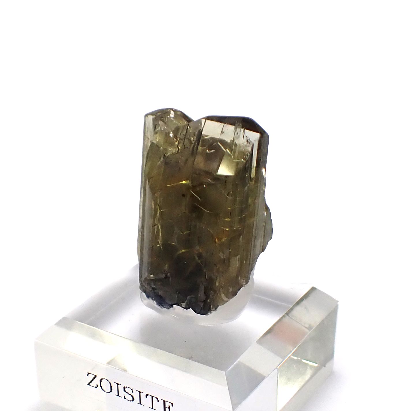 ゾイサイト原石 タンザニア産 アクリル台座付き 191.64ct(38.32g) / 16.5x25.2x35mm前後 [260632371]