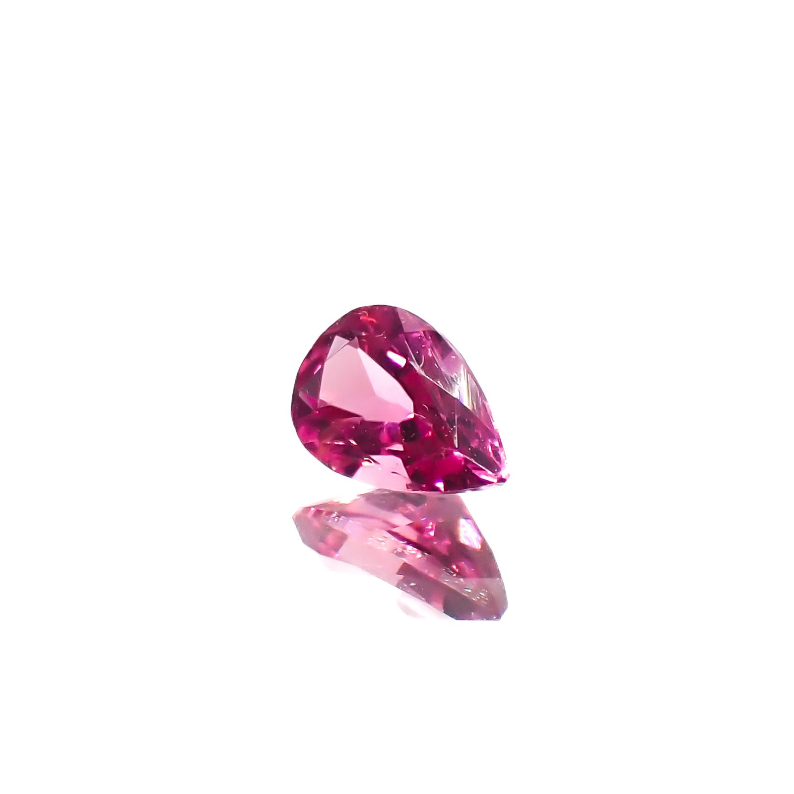 ルベライト ブラジル産 0.22ct[240628084]5.1x3.2mm前後