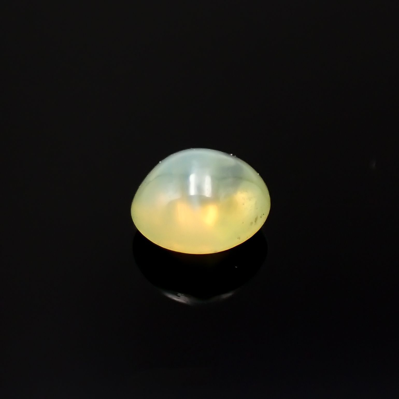 クリソベリルキャッツアイ スリランカ産 0.31ct[221018250]3.8x3.8mm前後