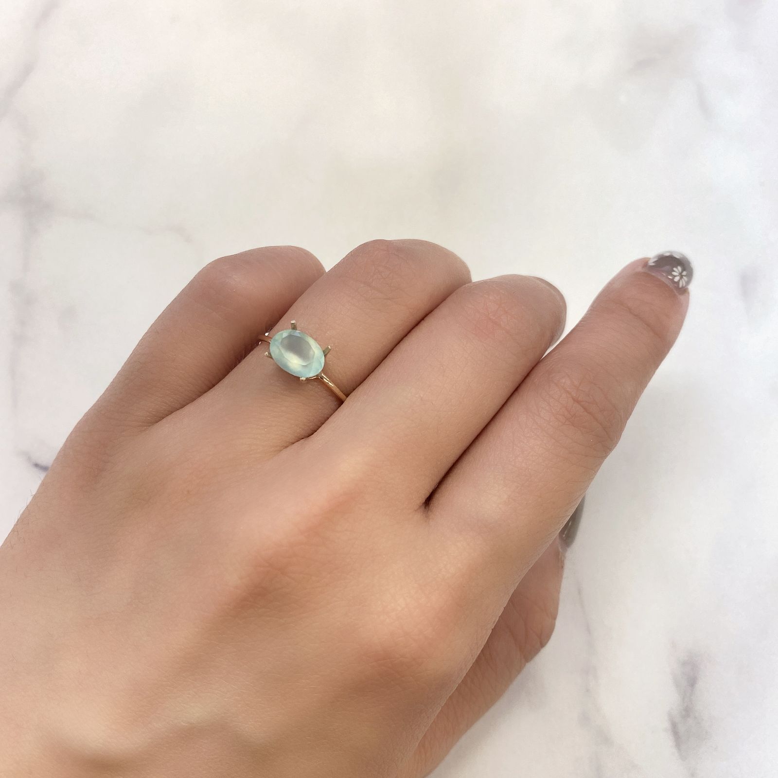アクアプレーズ(宝石名ブルー グリーン・カルセドニー) 南アフリカ産 1.14ct 識別済[210912341]8.1×6mm前後