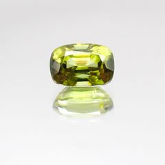 スフェーン(宝石名スフェーン)パキスタン産 1.01ct 識別済[231124140]6.6x4.5mm前後