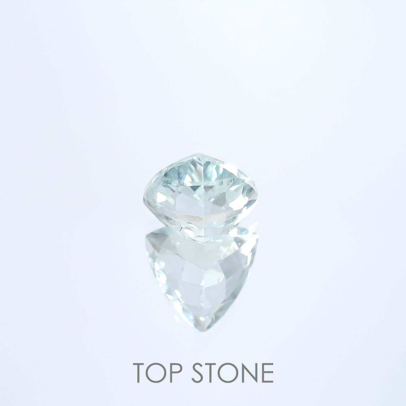モンテブラサイト(宝石名モンテブラサイト)マダガスカル産 1.15ct 識別済[220817426]6.9x7mm前後