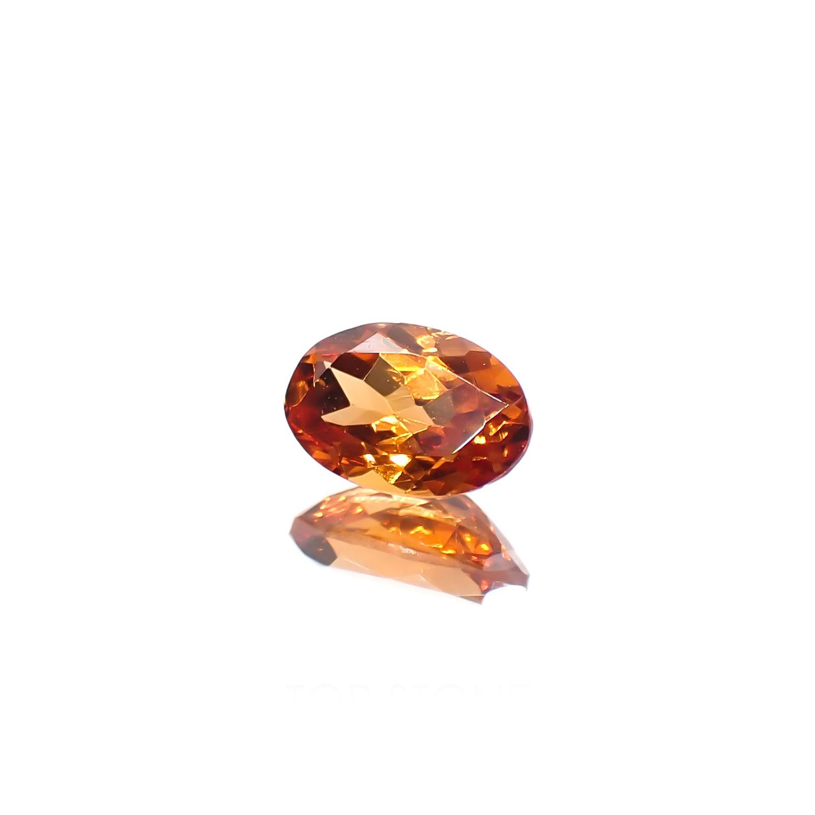 スペサルティンガーネット(宝石名ガーネット)タンザニア産 0.60ct 識別済[220817547]6x4mm前後