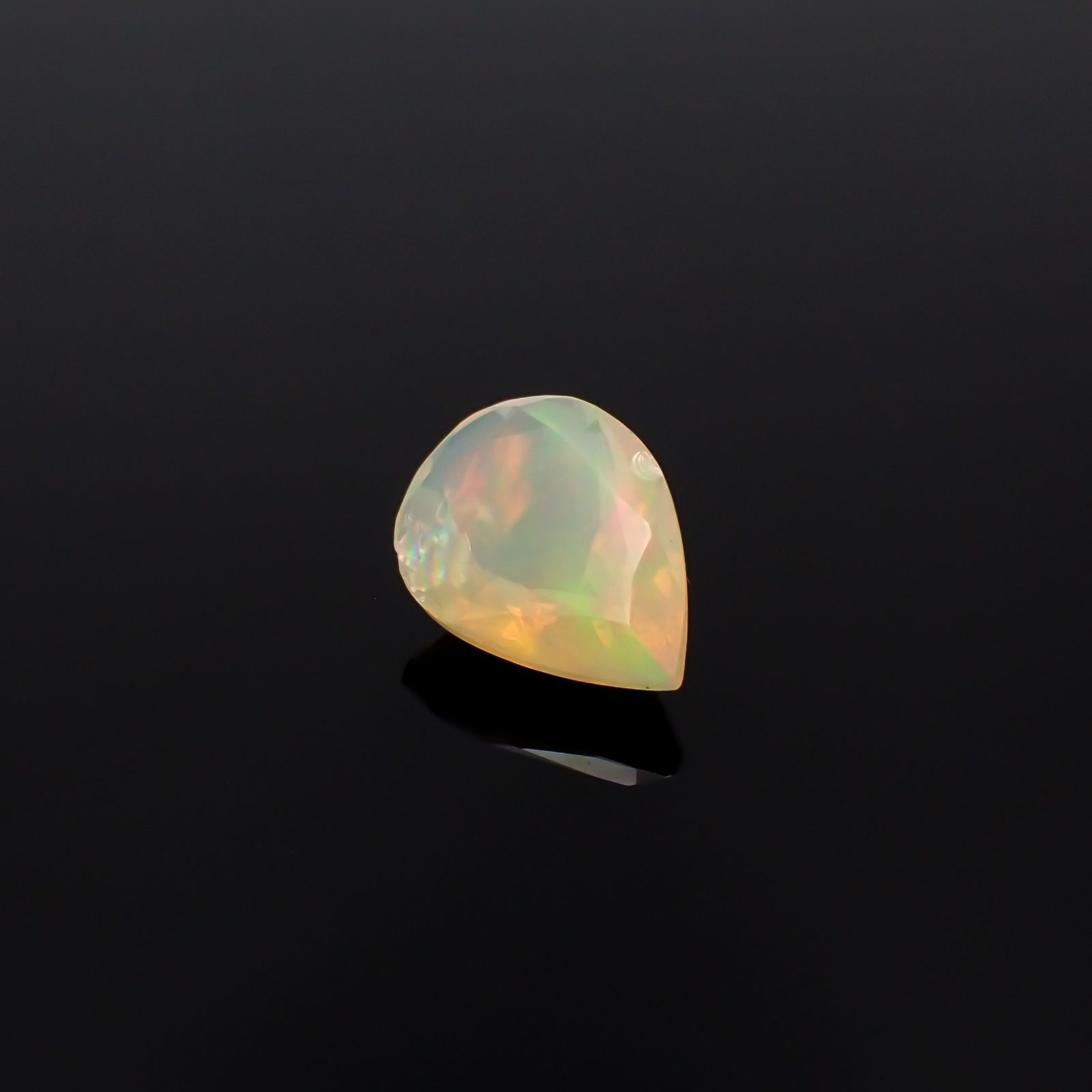 エチオピアオパール エチオピア産 1.28ct[231224635]10.9x7.6mm前後