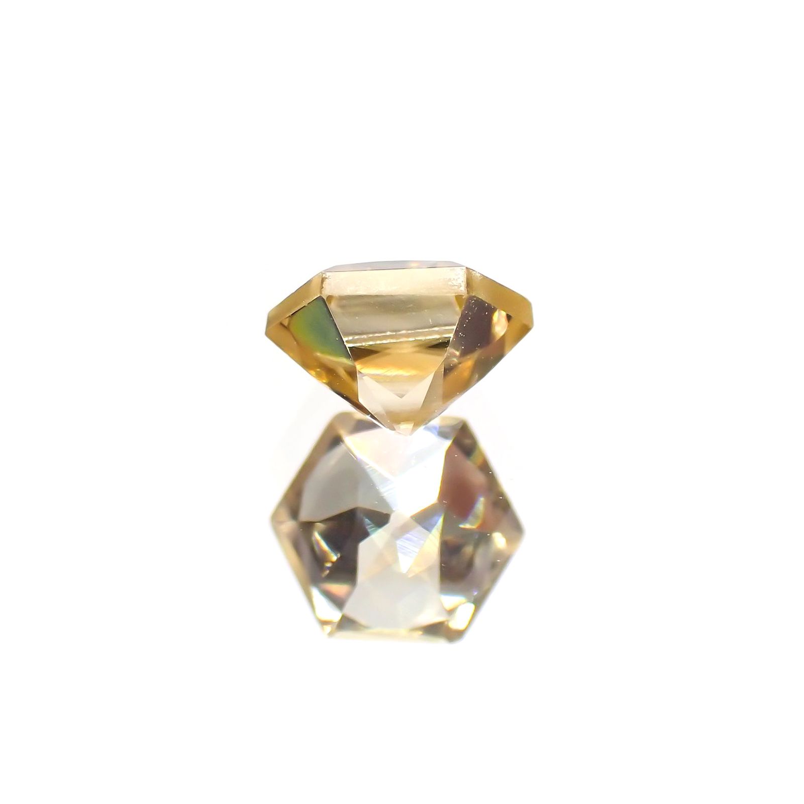 ◇ヘキサゴンカット◇イエロージルコン(宝石名ジルコン)スリランカ/カンボジア産 0.93ct 識別済[220113985]5.1x5mm前後
