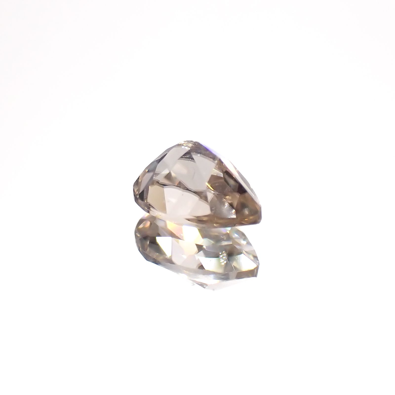 シャンパンカラージルコン スリランカ/カンボジア産 0.76ct[230521907]6x4.1mm前後