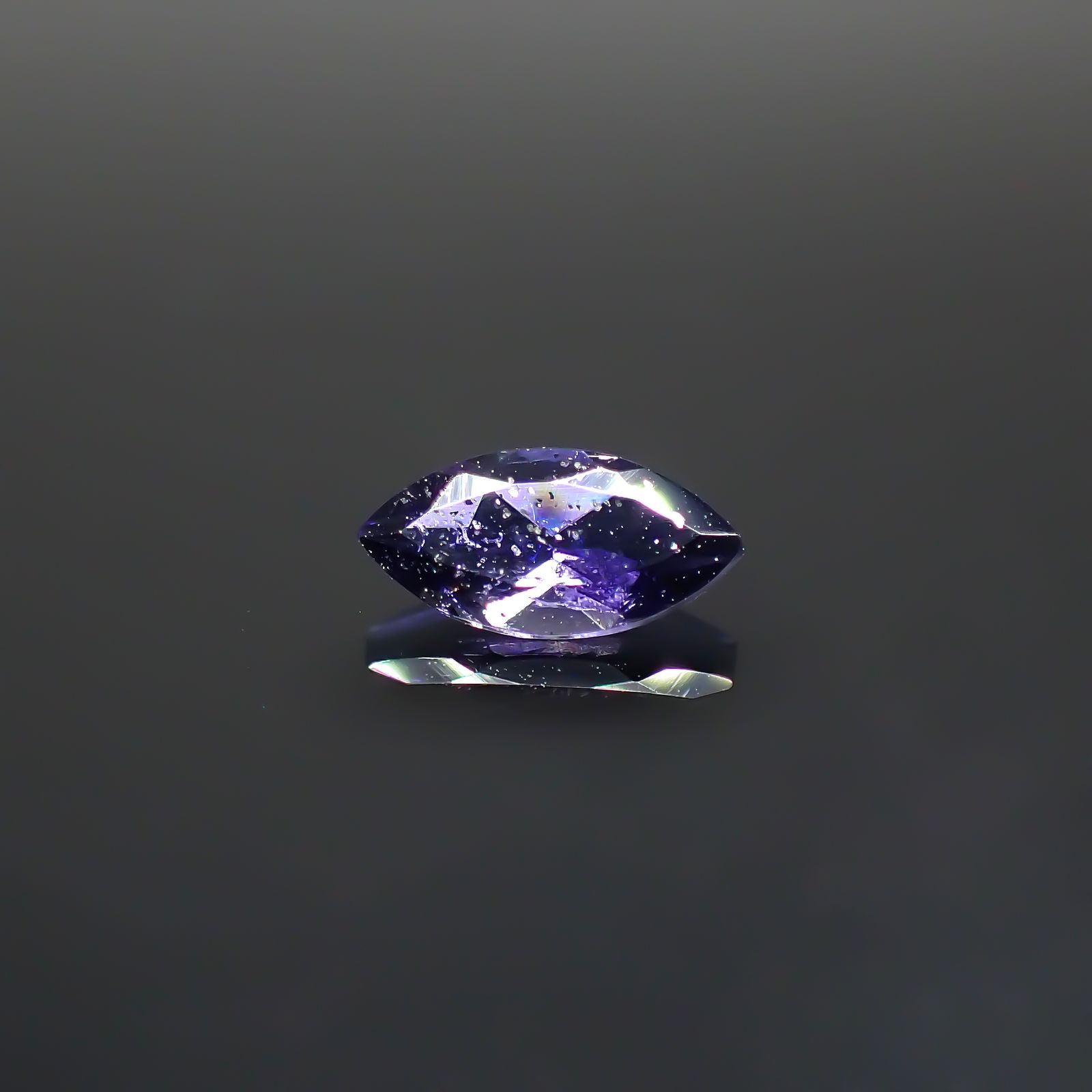 アイオライトサンストーン インド/ブラジル産 0.48ct[231224851]8x4mm前後