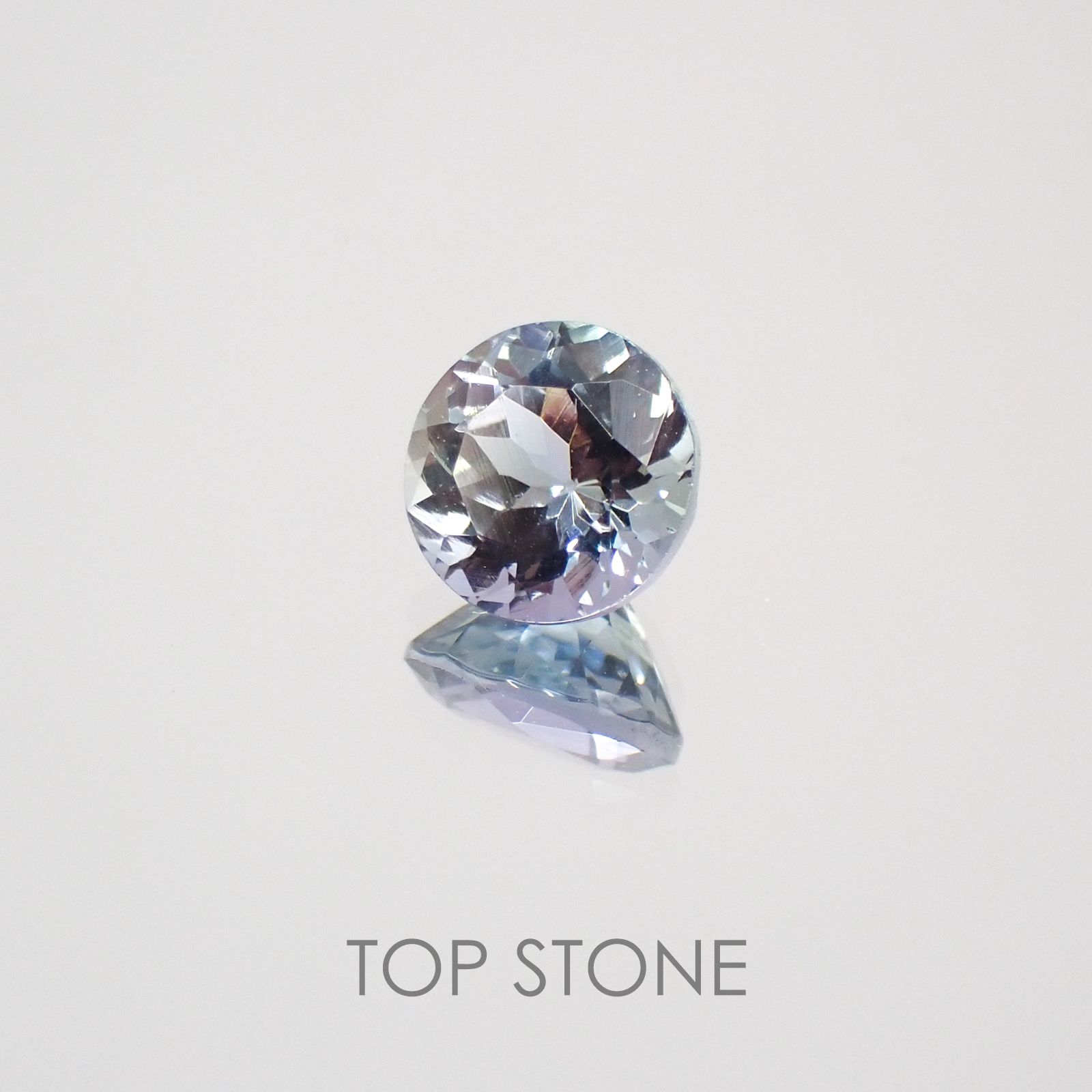 バイカラータンザナイト(ゾイサイト) タンザニア産 ルース 0.79ct[210410576]5.7×5.6mm前後