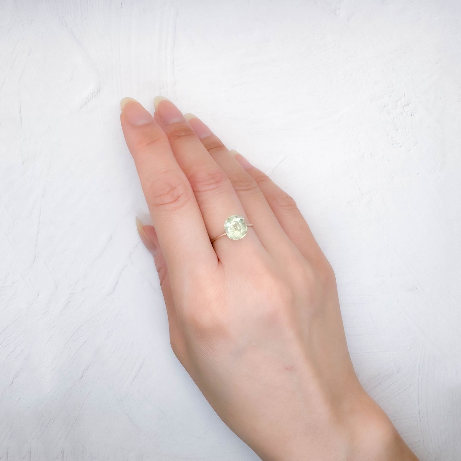 ヘルデライト(宝石名ヘルデライト)ブラジル産 2.585ct ソ付(日独)[250830964]8.87x8.33mm前後