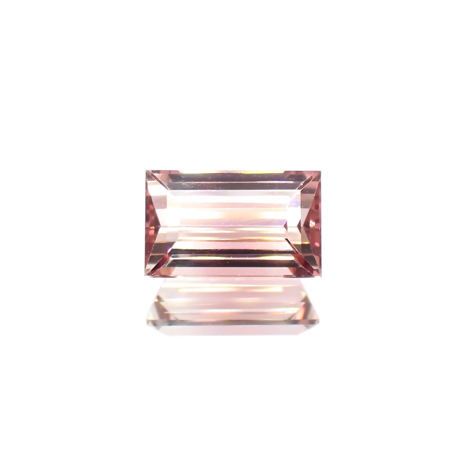 パーティカラートルマリン(宝石名パーティカラード・トルマリン) ルワンダ産 1.270ct ソ付(彩珠)[21029982]8×4.9mm前後