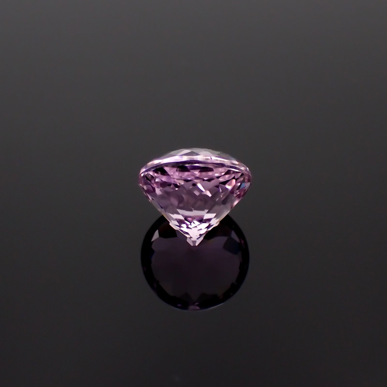クンツァイト アフガニスタン産 3.49ct[231124358]8.8x8.8mm前後