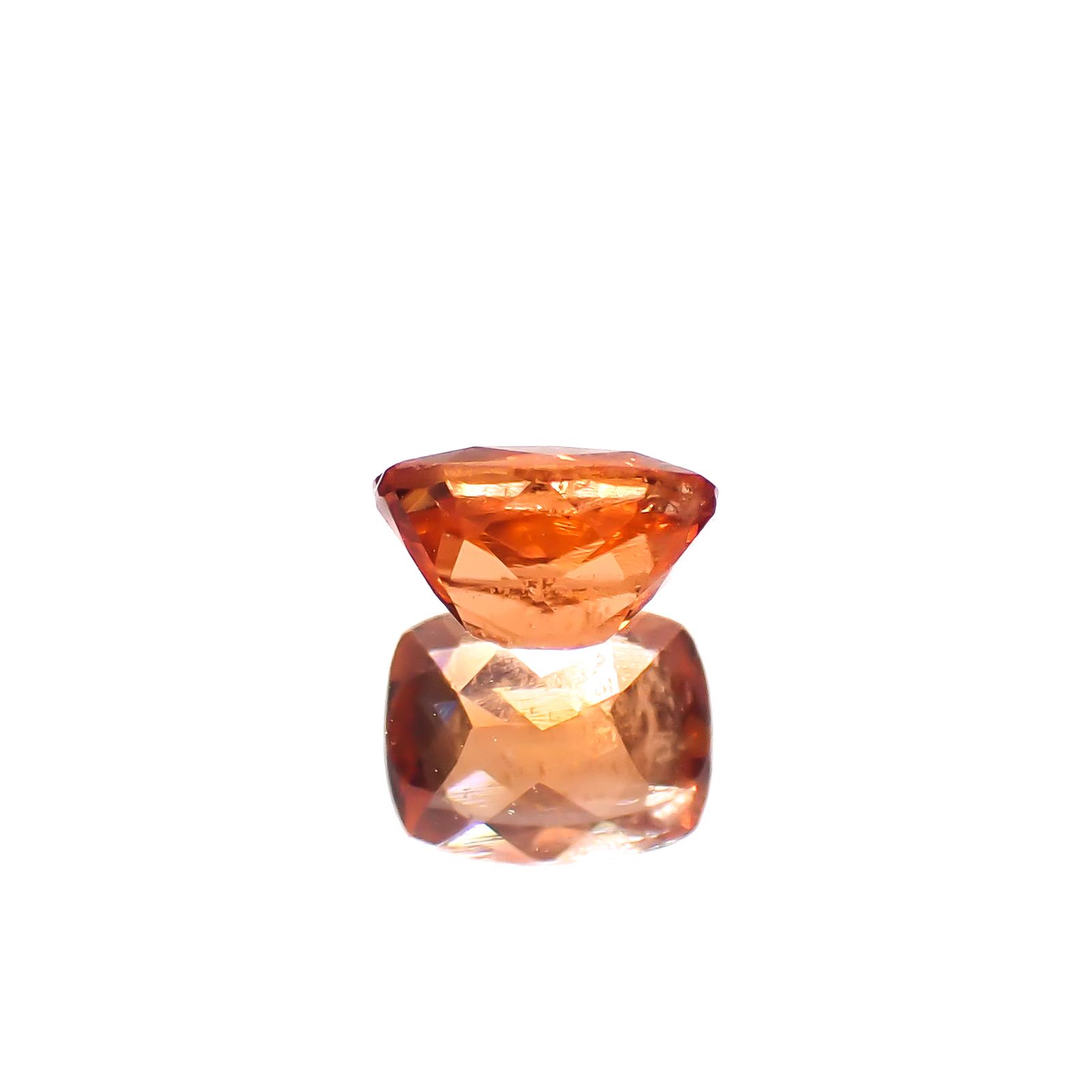 トリプライト(宝石名トリプライト)ブラジル産 0.54ct 識別済[240928689]5.2x4mm前後