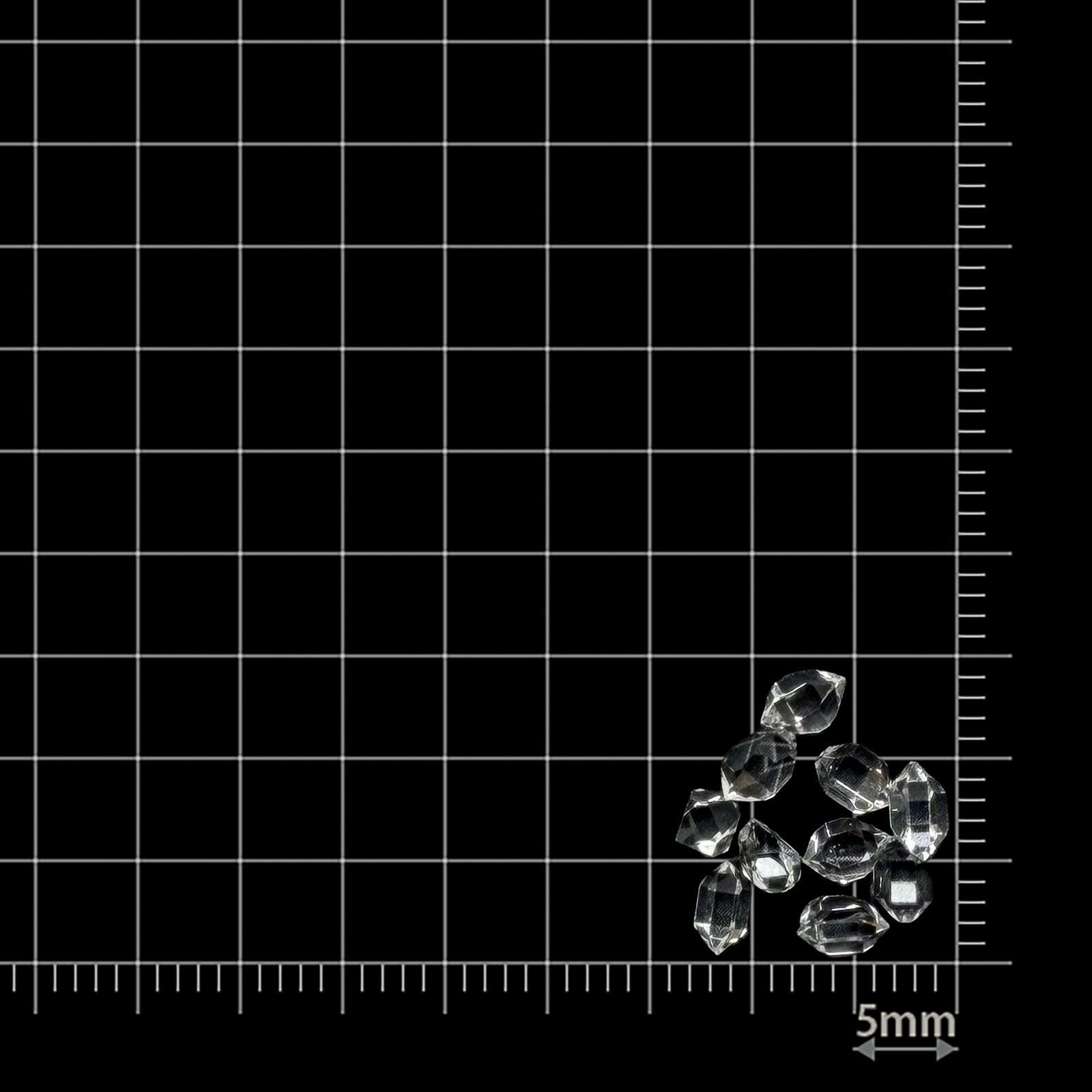 ◇メレセット◇ハーキマーダイヤモンド 原石 アメリカ・ニューヨーク州産 1.75ct / 3.8-4.6x2.1-3.3mm前後 [260231697]