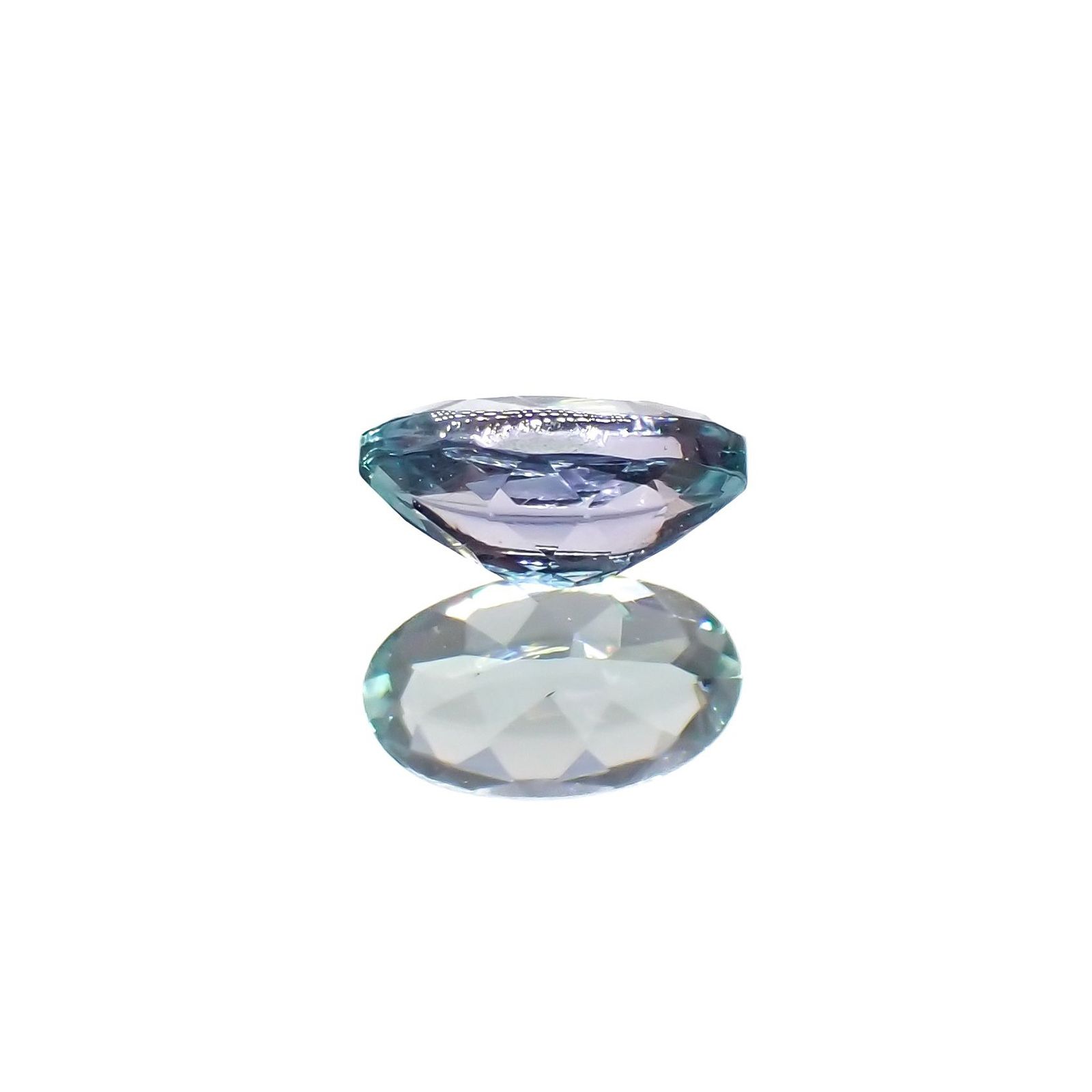 ブルーグリーンコーネルピン(宝石名コーネルピン)タンザニア産 識別済 0.25ct / 4.9x2.9mm前後 [251019227]